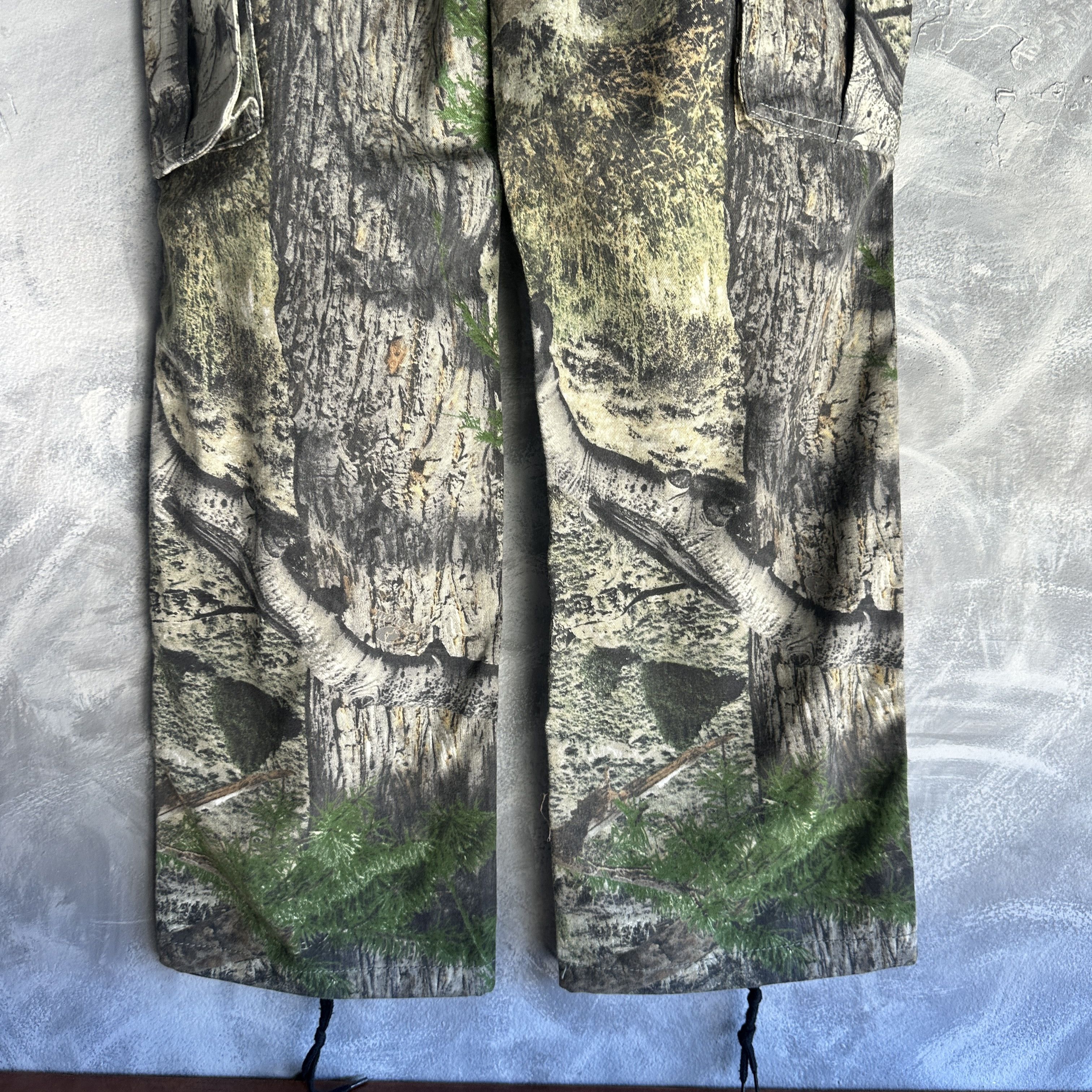 Levi's Vtg Realtree Camo Cargo Pants Mens 31x32 Medium Baggy Fit Size US 31 - 11 Thumbnail