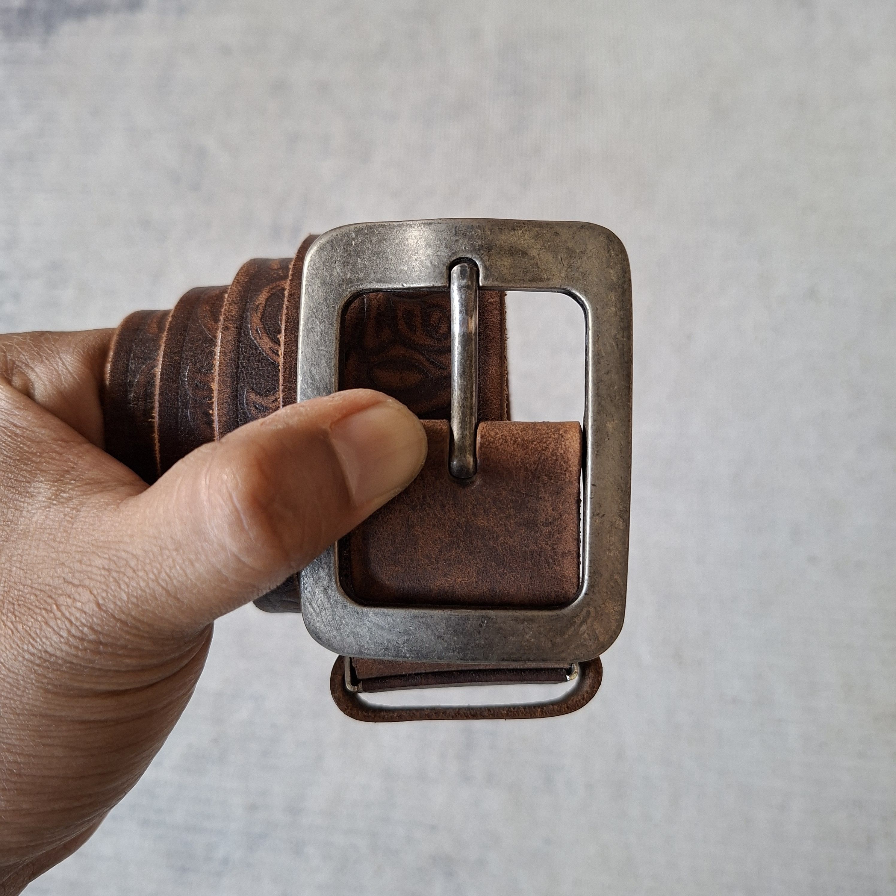 Japanese Brand 🧱 Vintage lida koubou garrison emboss leather belt Size ONE SIZE - 4 Thumbnail