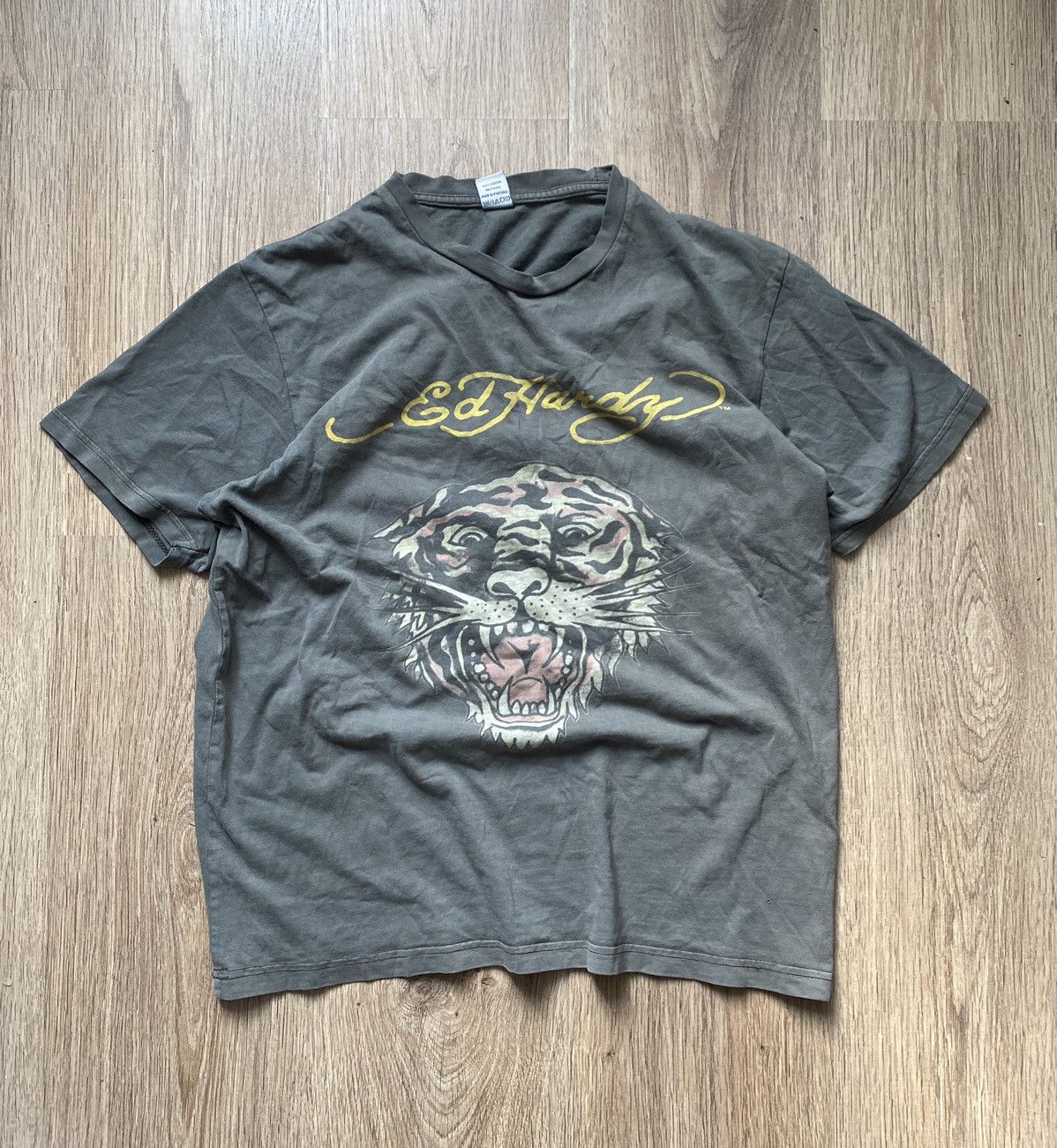 Ed Hardy × Japanese Brand × Vintage Vintage ED HARDY Y2K Japana JUNYA Watanabe tiger shirt RARE Size US S / EU 44-46 / 1 - 1 Thumbnail