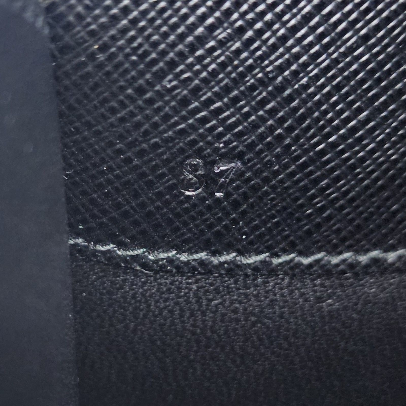 Prada Prada Blue Geometric Saffiano leather iPad tablet Case COA Size ONE SIZE - 8 Thumbnail