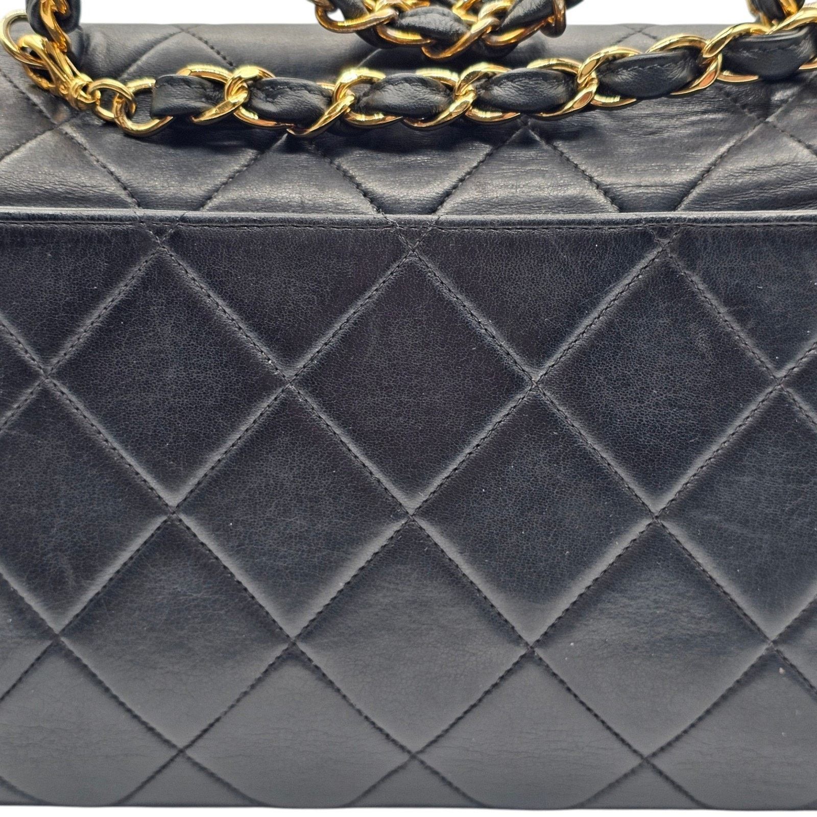Chanel Black Quilted Lambskin Flap Shoulder Bag with Gold Hardware Size ONE SIZE - 7 Thumbnail