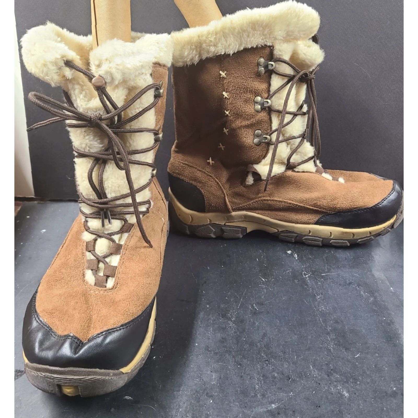 Vintage ITASCA Boots Womens Size 11 Mid Calf Faux Fur Lace Up Brown Winter Boot Leather Upper M Snow Boot Size US 11 / IT 41 - 2 Thumbnail