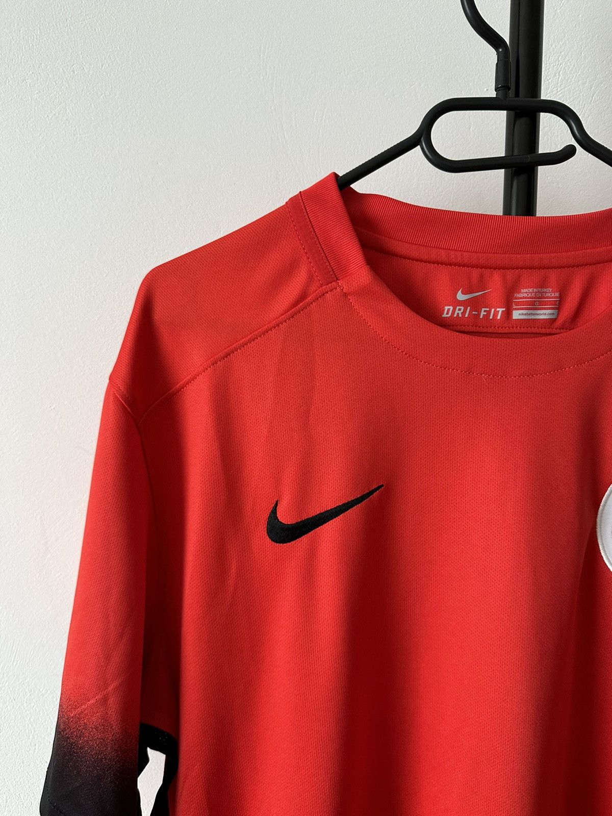 Nike 2015 Nike Galatasaray Turkey soccer football jersey shirt Size US L / EU 52-54 / 3 - 6 Thumbnail