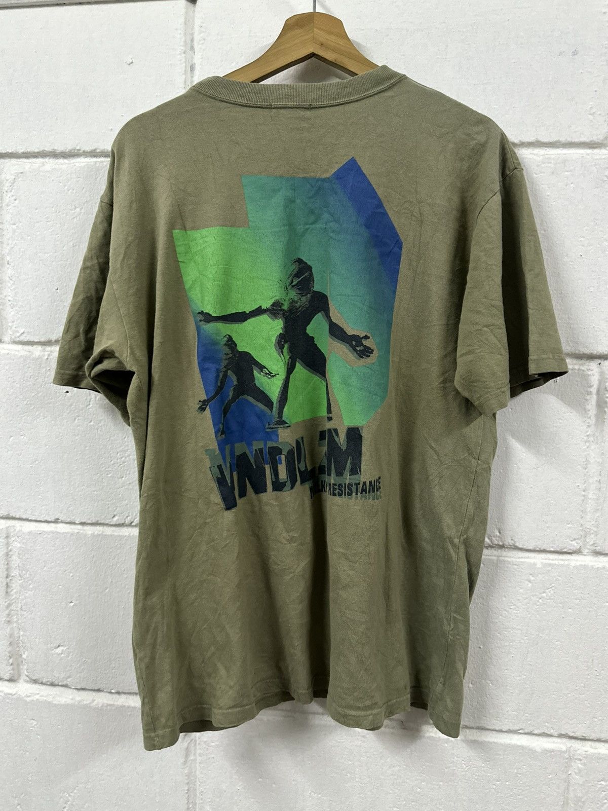 20471120 Vintage MILKBOY “Vandalizm Cannot Be Stopped” T Shirt Size US L / EU 52-54 / 3 - 5 Thumbnail
