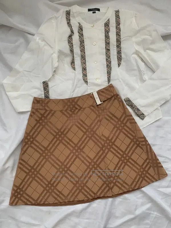 Burberry Burberry Khaki Cotton Blend Skirt for Women. Size 23" - 1 Thumbnail