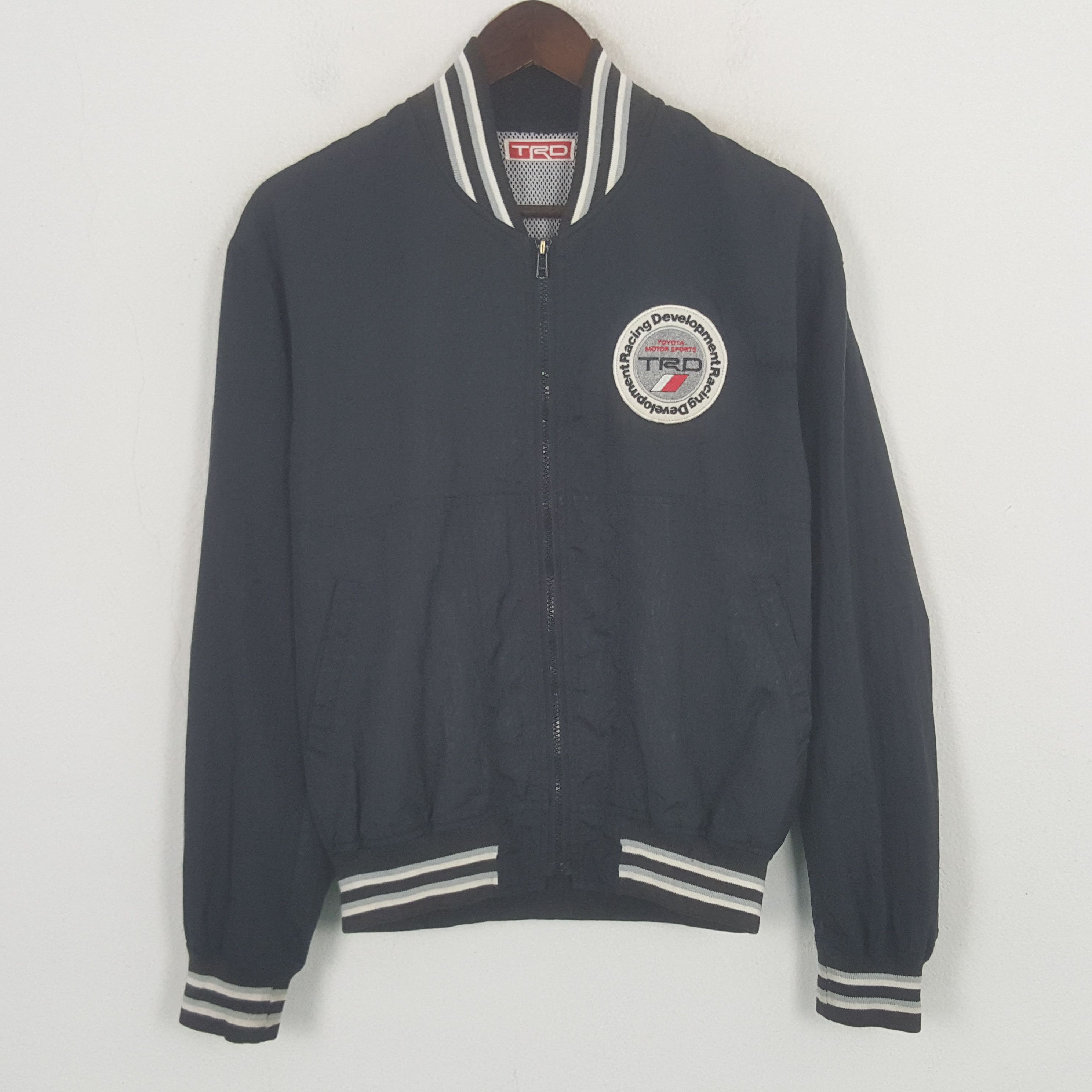 Japanese Brand Vintage TRD Racing Development Windbreaker Bomber Jacket Size US M / EU 48-50 / 2 - 3 Thumbnail