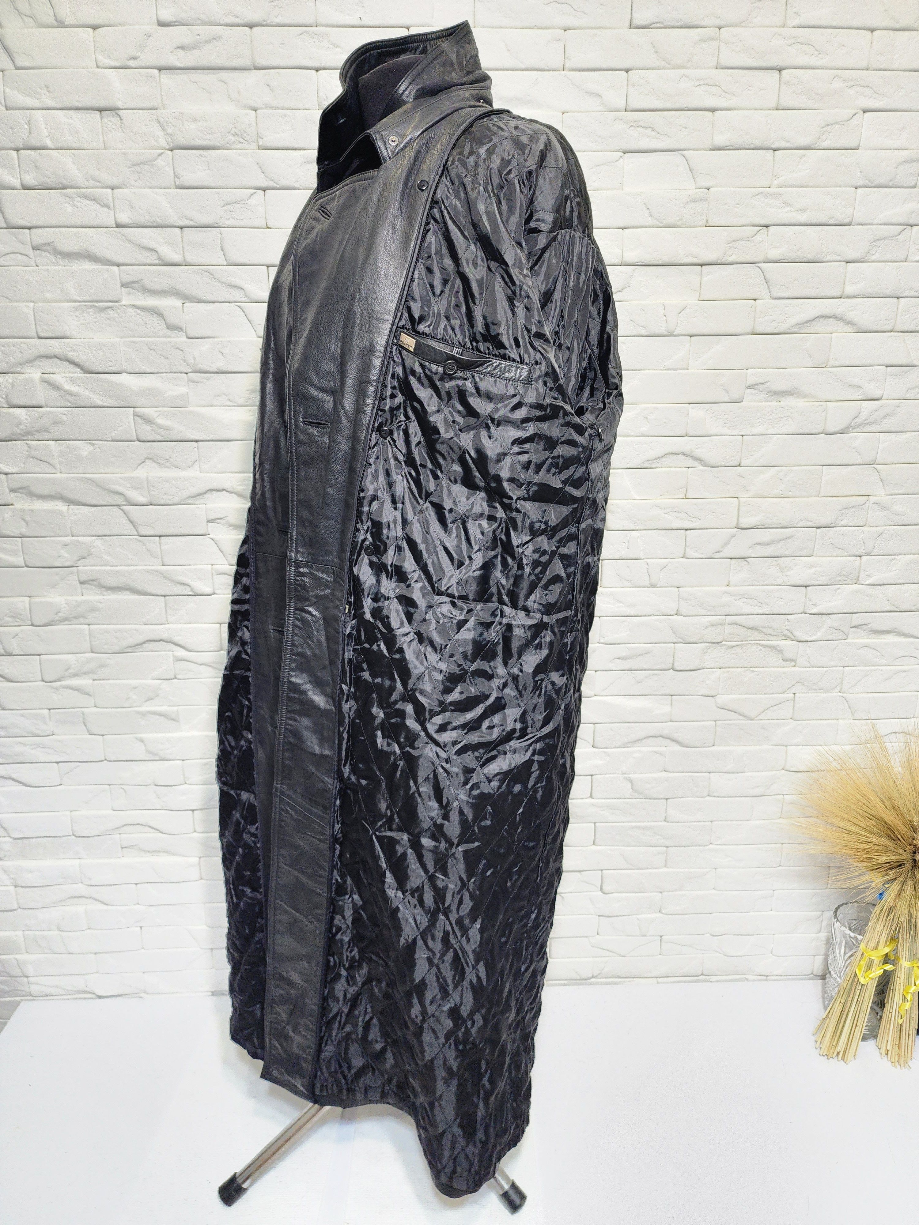 Uniqlo Black Leather Long Coat: Men's Raincoat With Fur Lining. Size US L / EU 52-54 / 3 - 11 Thumbnail
