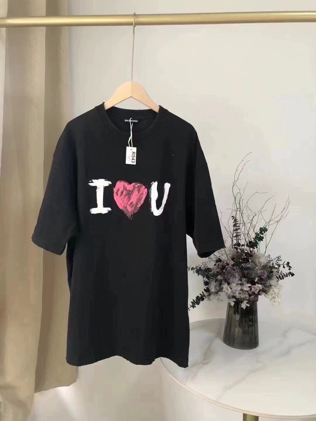 Balenciaga Balenciaga Valentine's Day Limited Short Sleeves Size US S / EU 44-46 / 1 - 1 Thumbnail