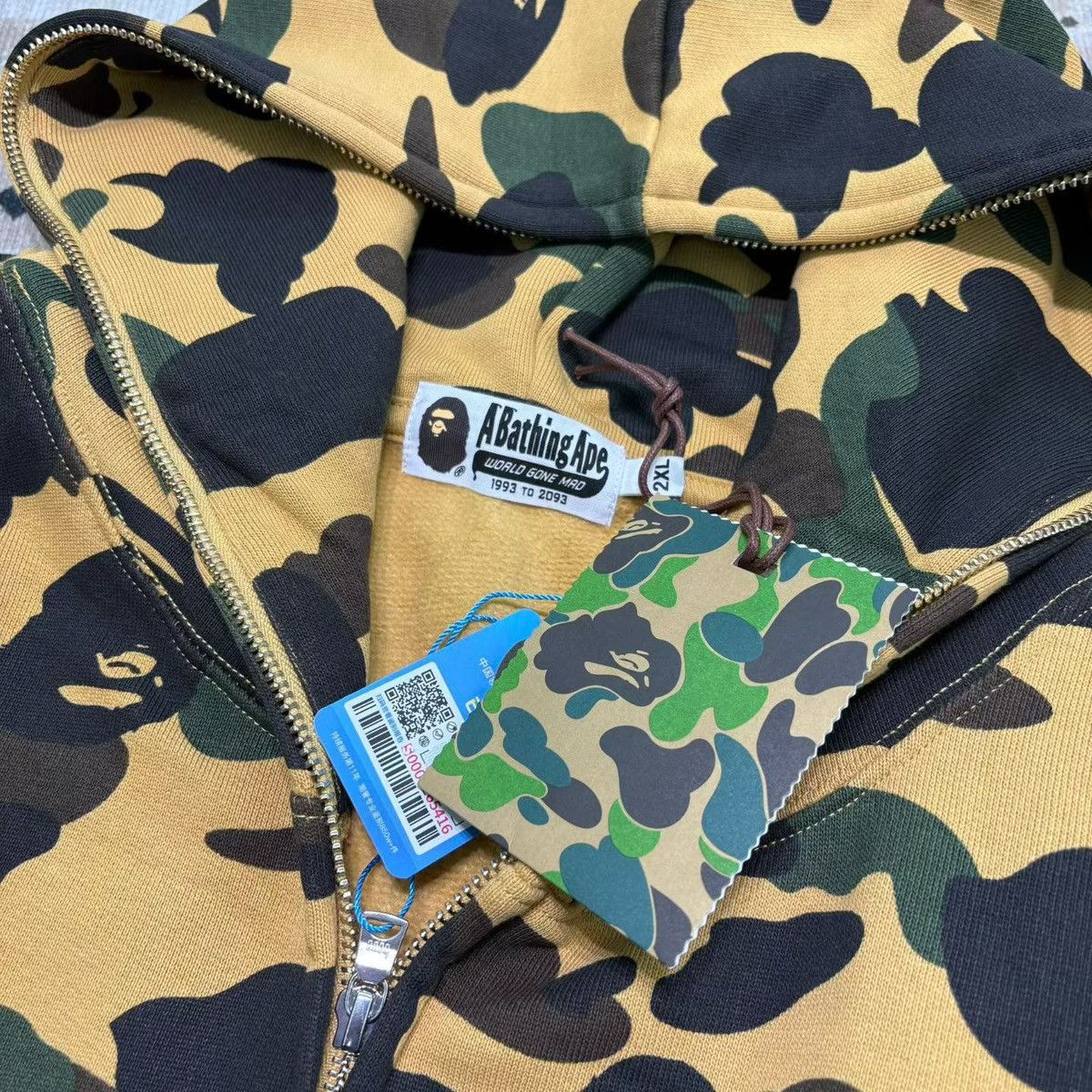 Bape COLOR CAMO SHARK FULL ZIP HOODIE Size US XXL / EU 58 / 5 - 8 Thumbnail