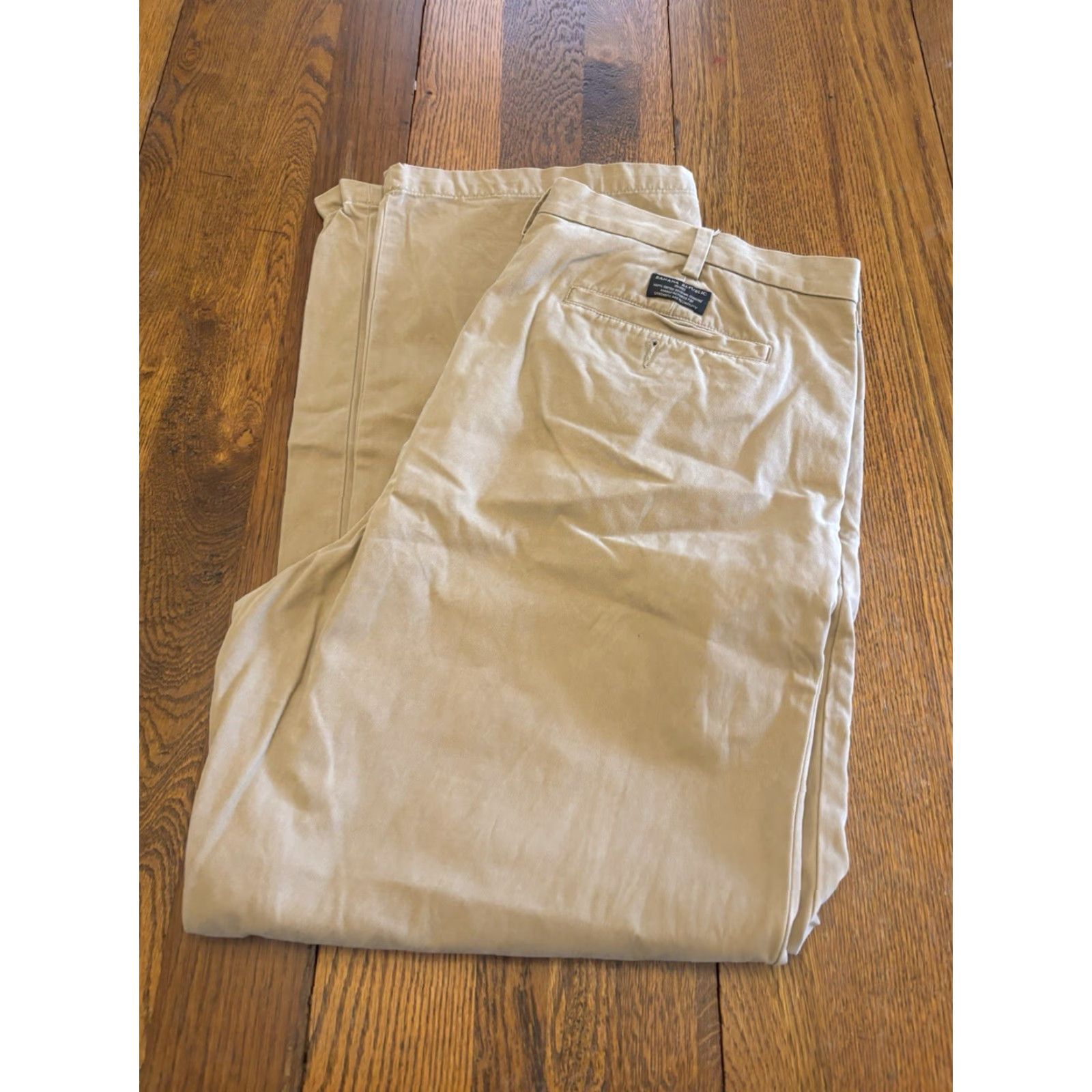 Banana Republic Banana Republic Gavin Chino Pants Flat Front 38x32 Brown Twill Cotton Men Regular Slant Pocket Belt Loops 32 Inseam Vintage No Size US 38 / EU 54 - 5 Thumbnail