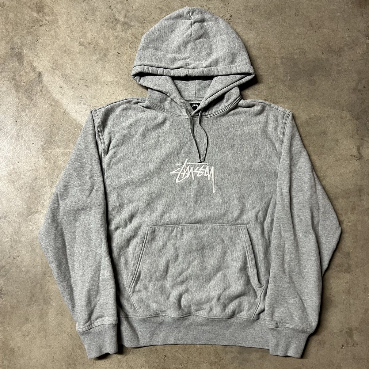 Hypebeast × Stussy Stussy Streetwear Embroidered Logo Pull-Over Hoodie Sweater Size US L / EU 52-54 / 3 - 3 Thumbnail