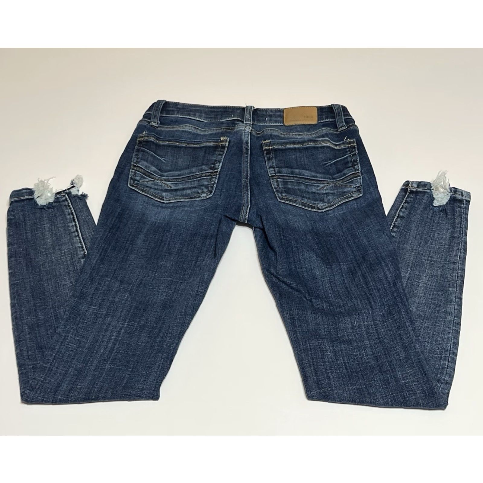 BKE BKE Stella Jeans Slim Distressed Blue 27x27 Jeans Womens Stretch Pockets Fringe Distressed Zip Low Rise Slim Fit 27 in Inseam 27 in Regular Size Type Size 27" / US 4 / IT 40 - 2 Thumbnail
