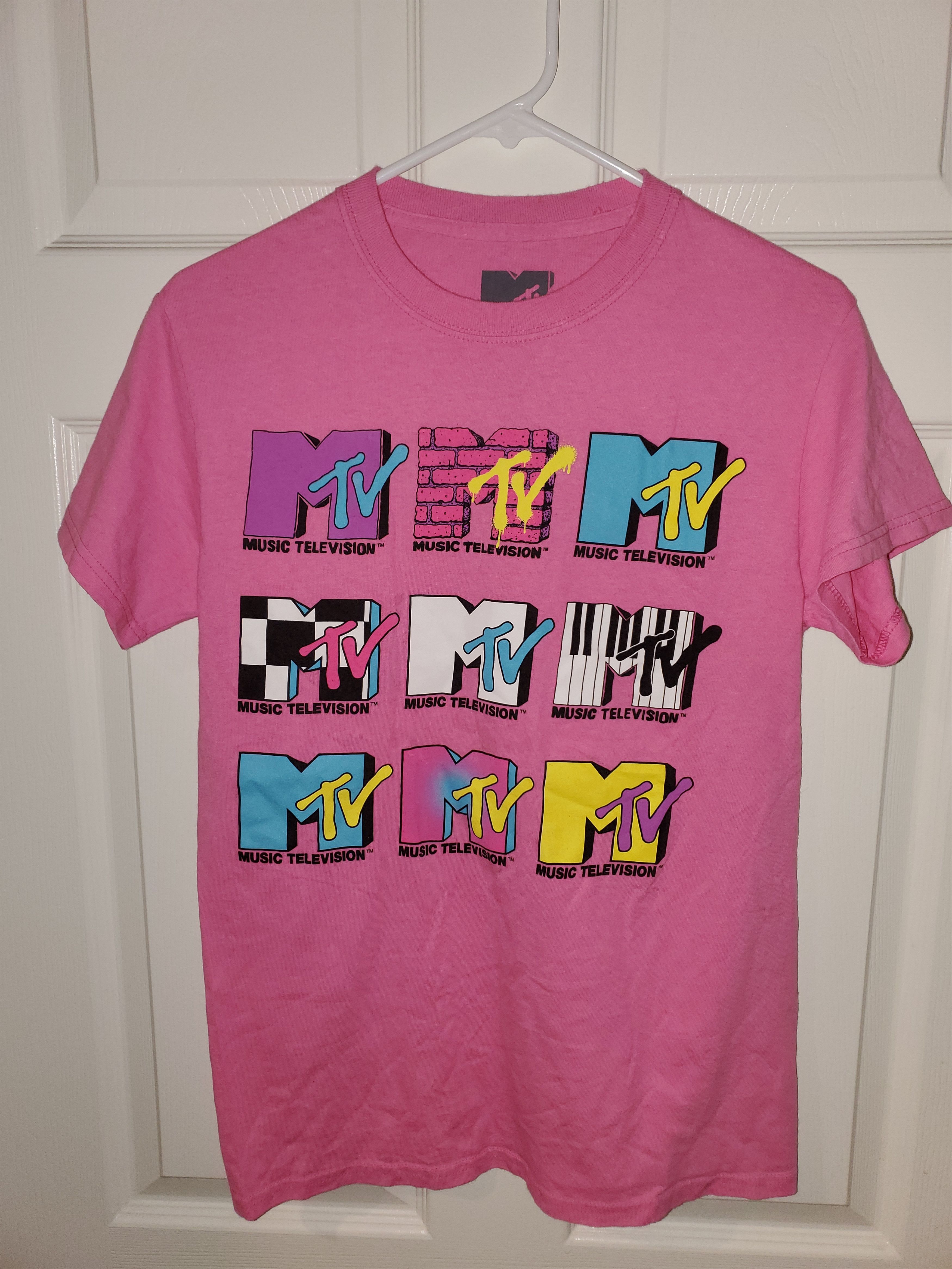 Mtv Women's size small- MTV tshirt Size S / US 4 / IT 40 - 1 Thumbnail