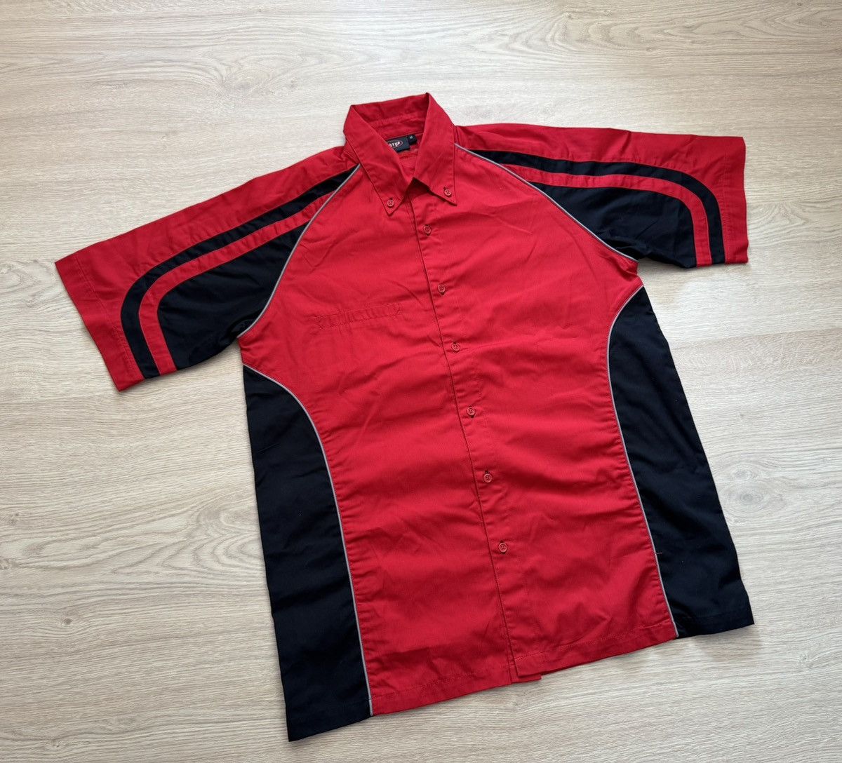 Vintage Vintage 00’s y2k Racing Formula 1 Style Shirt Size US M / EU 48-50 / 2 - 1 Thumbnail
