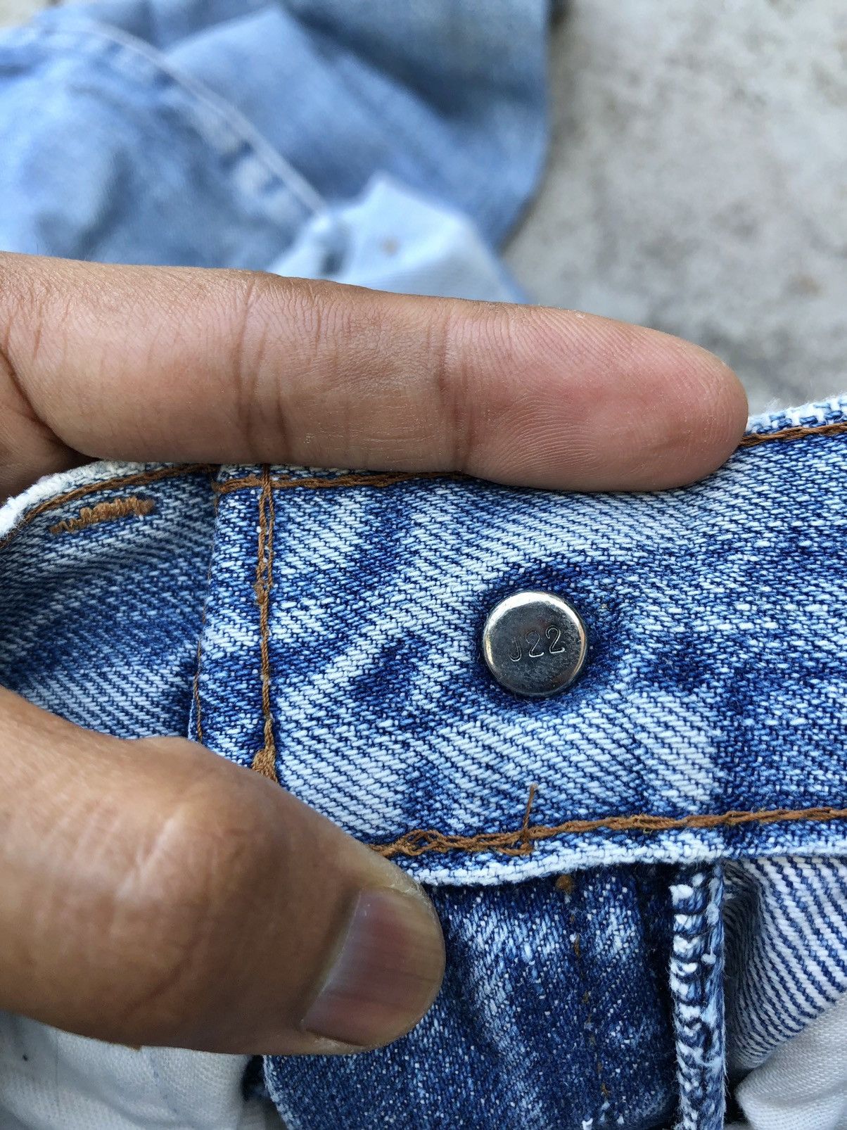 Levi's VINTAGE LEVIS SELVEDGE DISTRESSED DENIM Size US 26 / EU 42 - 9 Thumbnail