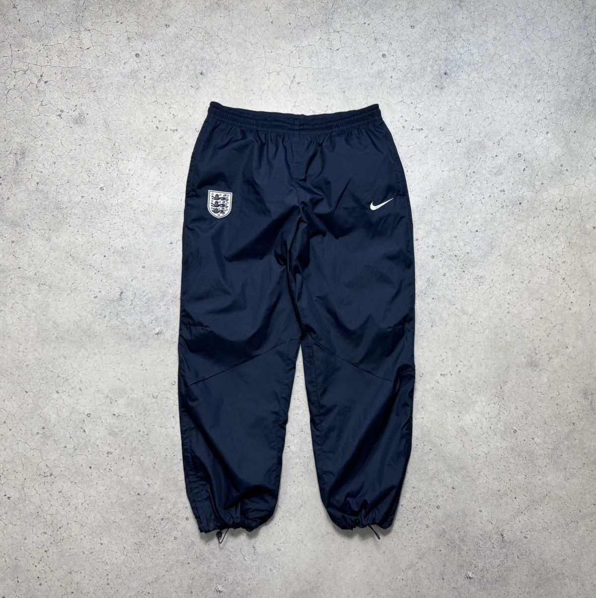 Nike Nike England Team Soccer Nylon Track Suit Jacket Pants Y2K Size US XL / EU 56 / 4 - 11 Thumbnail