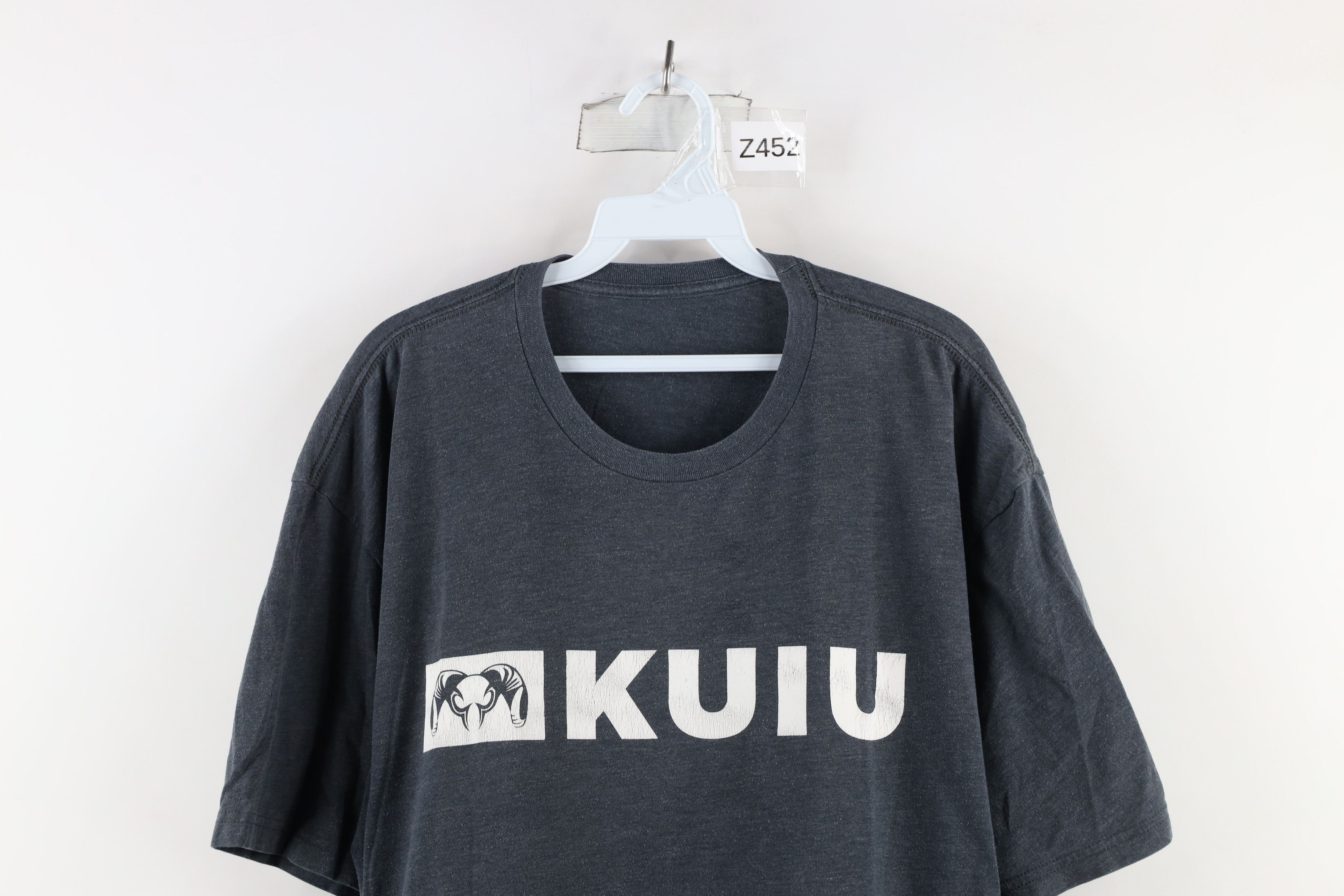 Vintage Kuiu Spell Out Ultralight Hunting Short Sleeve T-Shirt Gray Size US XXL / EU 58 / 5 - 2 Thumbnail