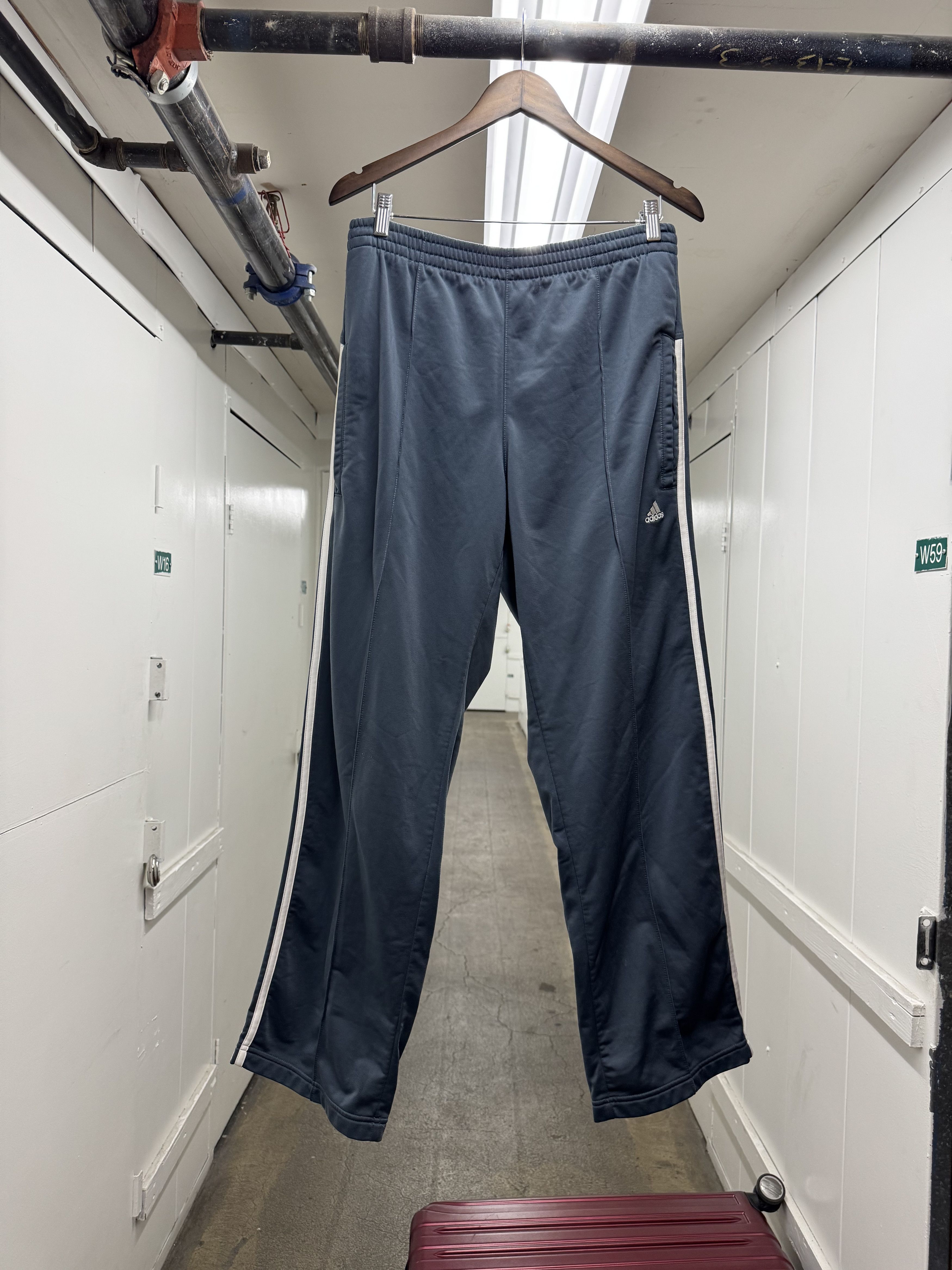 Adidas Adidas Track Style Baggy Windbreaker Classic Pants Size US 30 / EU 46 - 1 Thumbnail