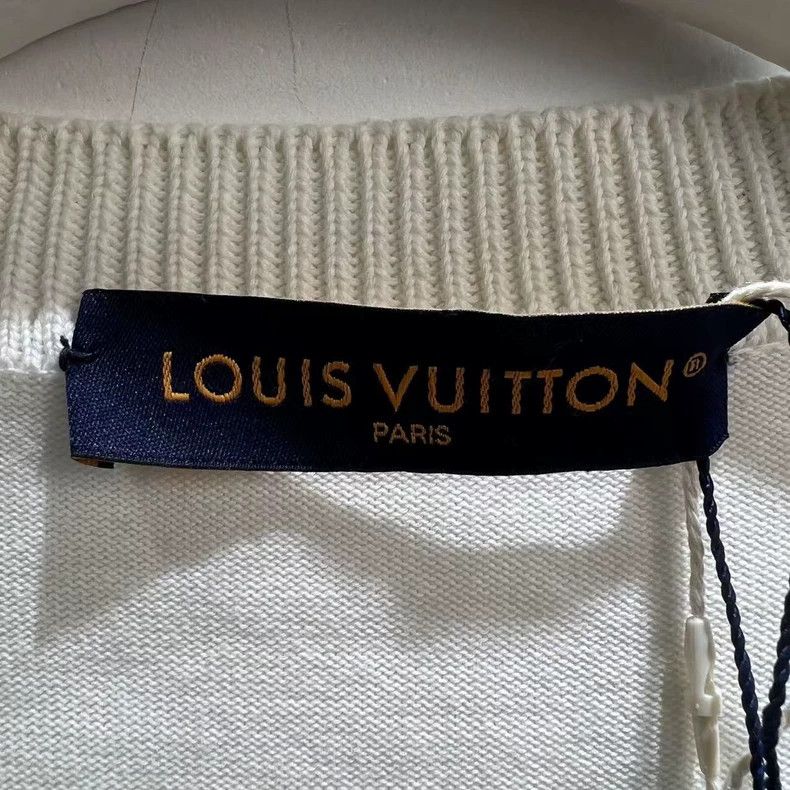 Louis Vuitton Louis Vuitton Pin Embroidered Logo Short Sleeve Size US XXL / EU 58 / 5 - 2 Thumbnail