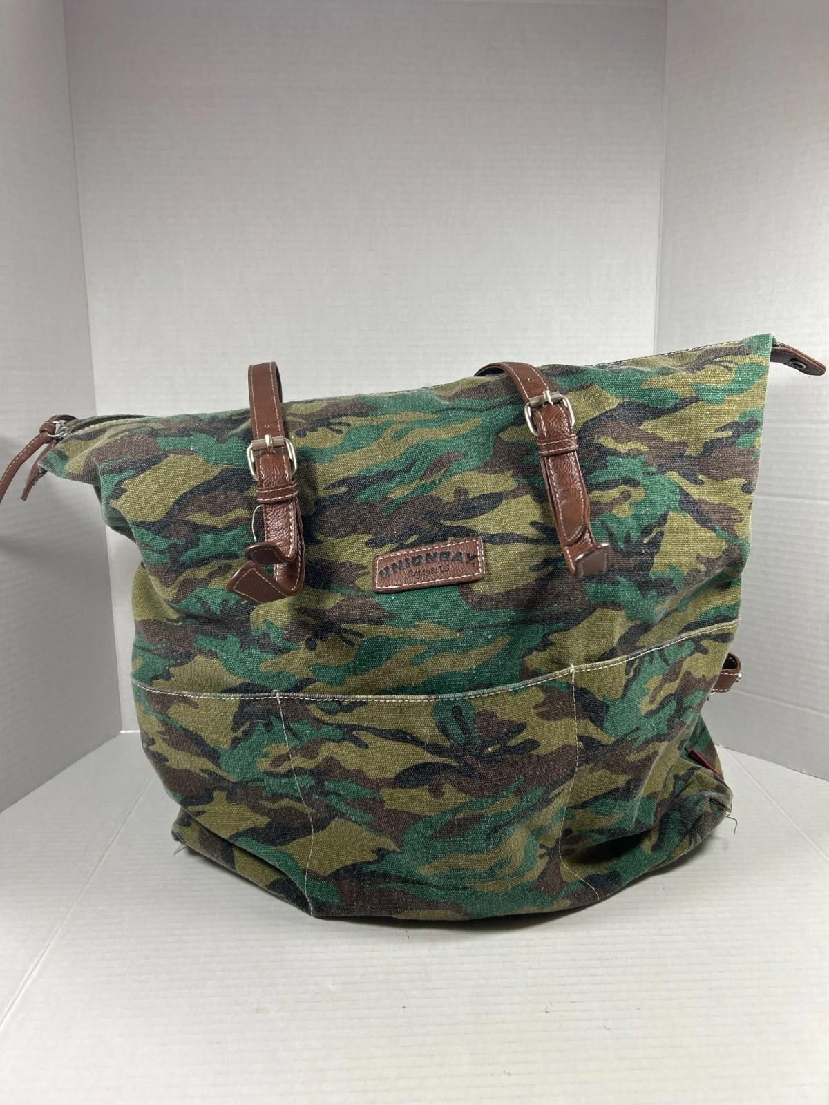 UNIONBAY UNIONBAY Vintage Camouflage Canvas Tote Bag Faux Leather Size ONE SIZE - 1 Thumbnail