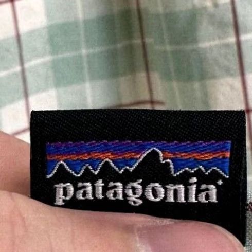 Patagonia VINTAGE? NO. Size US L / EU 52-54 / 3 - 5 Thumbnail