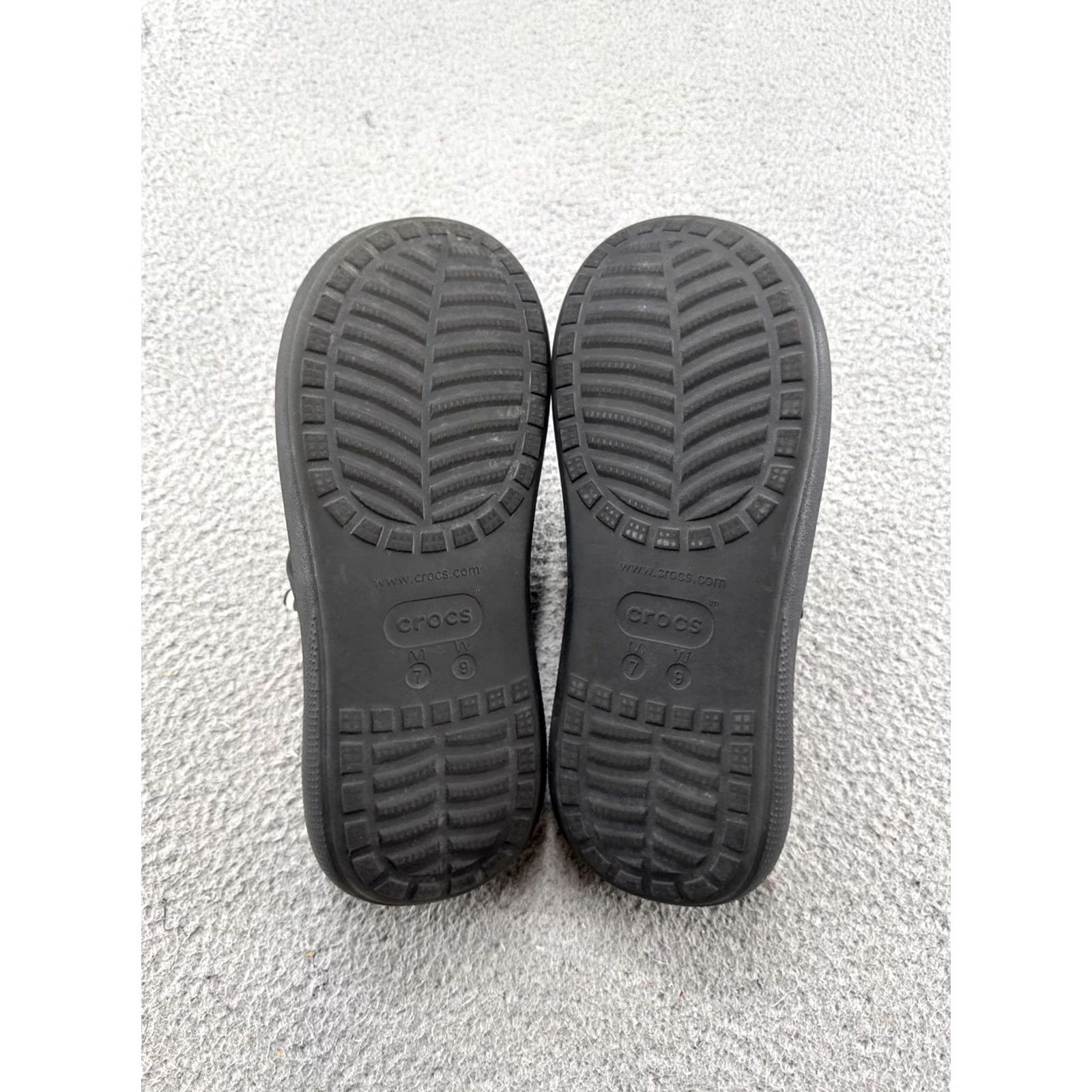 Crocs VINTAGE Crocs Crush Sandal Platform Slides Black Womens 9 Mens 7 Iconic Comfort EUC Size US 9 / IT 39 - 7 Thumbnail