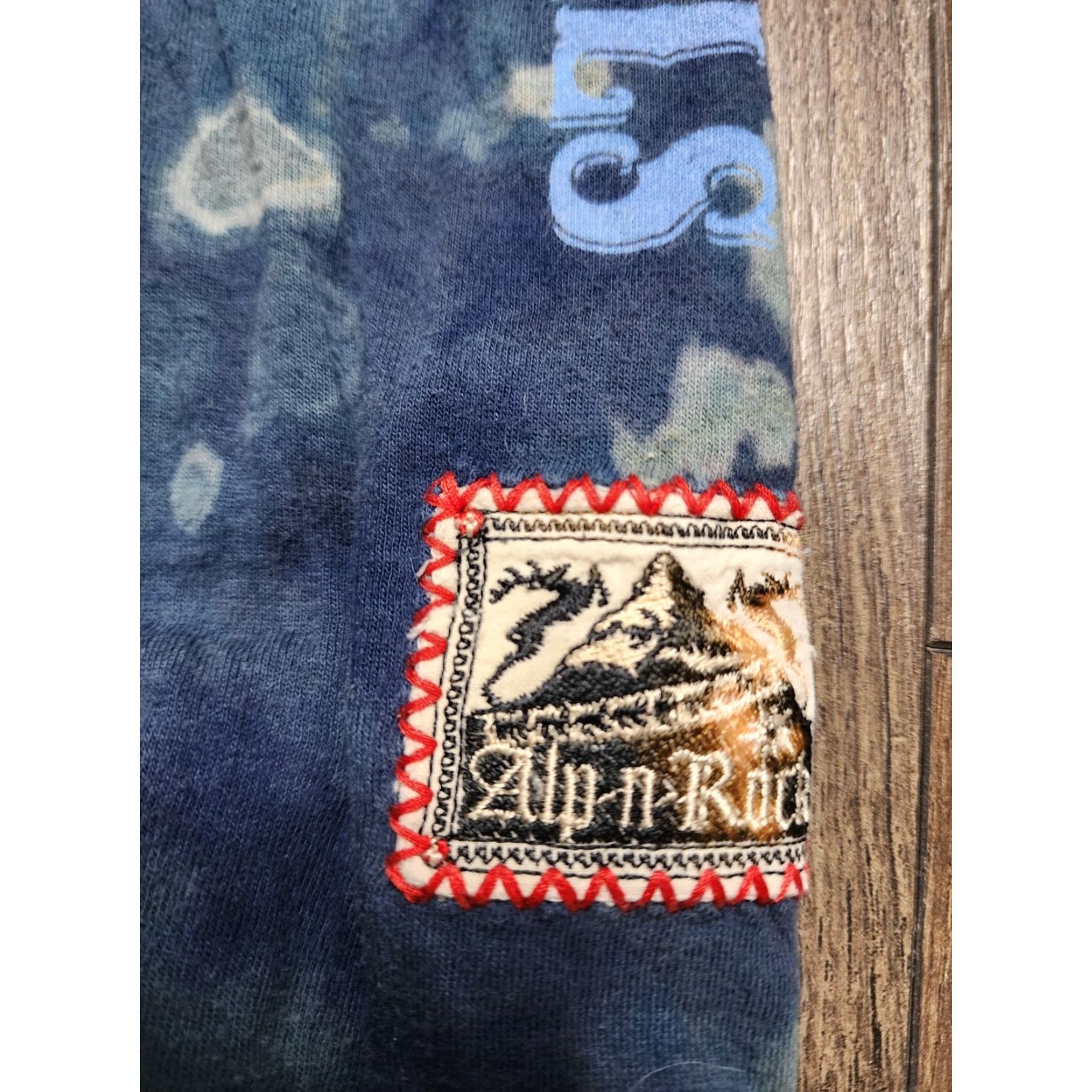 Vintage Womens Alp-n-Rock T-Shirt XS Blue Reversible Long Sleeve Park City Utah Ski Shirt 90s USA Embroidered Cotton Polyester Slim Regular Woman Boys? Size XS / US 0-2 / IT 36-38 - 5 Thumbnail