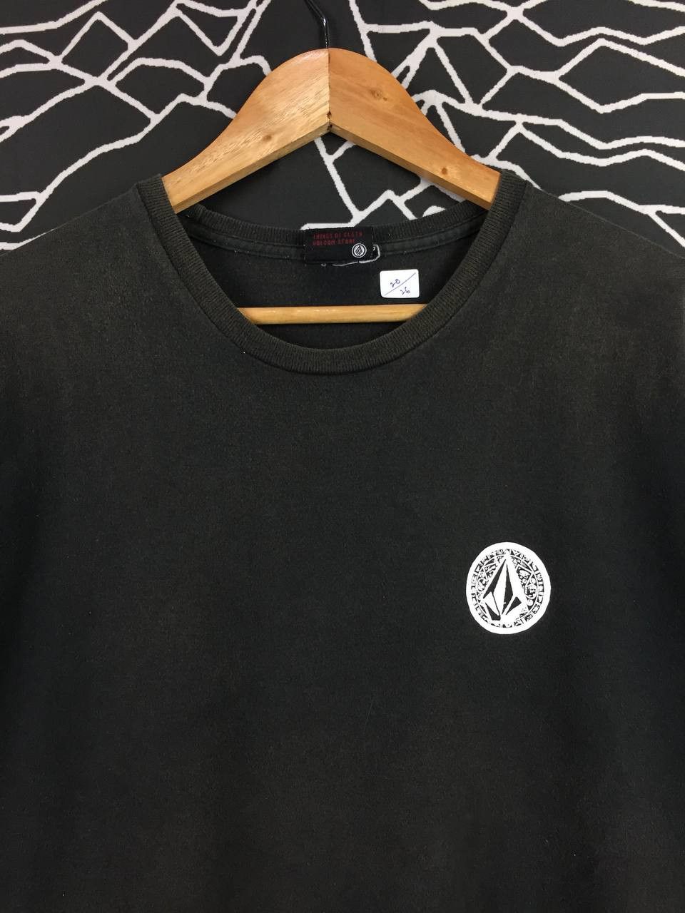 Volcom Vtg 90s 00s Sunfaded Volcom Stone Skateboards Tee Size US L / EU 52-54 / 3 - 6 Thumbnail