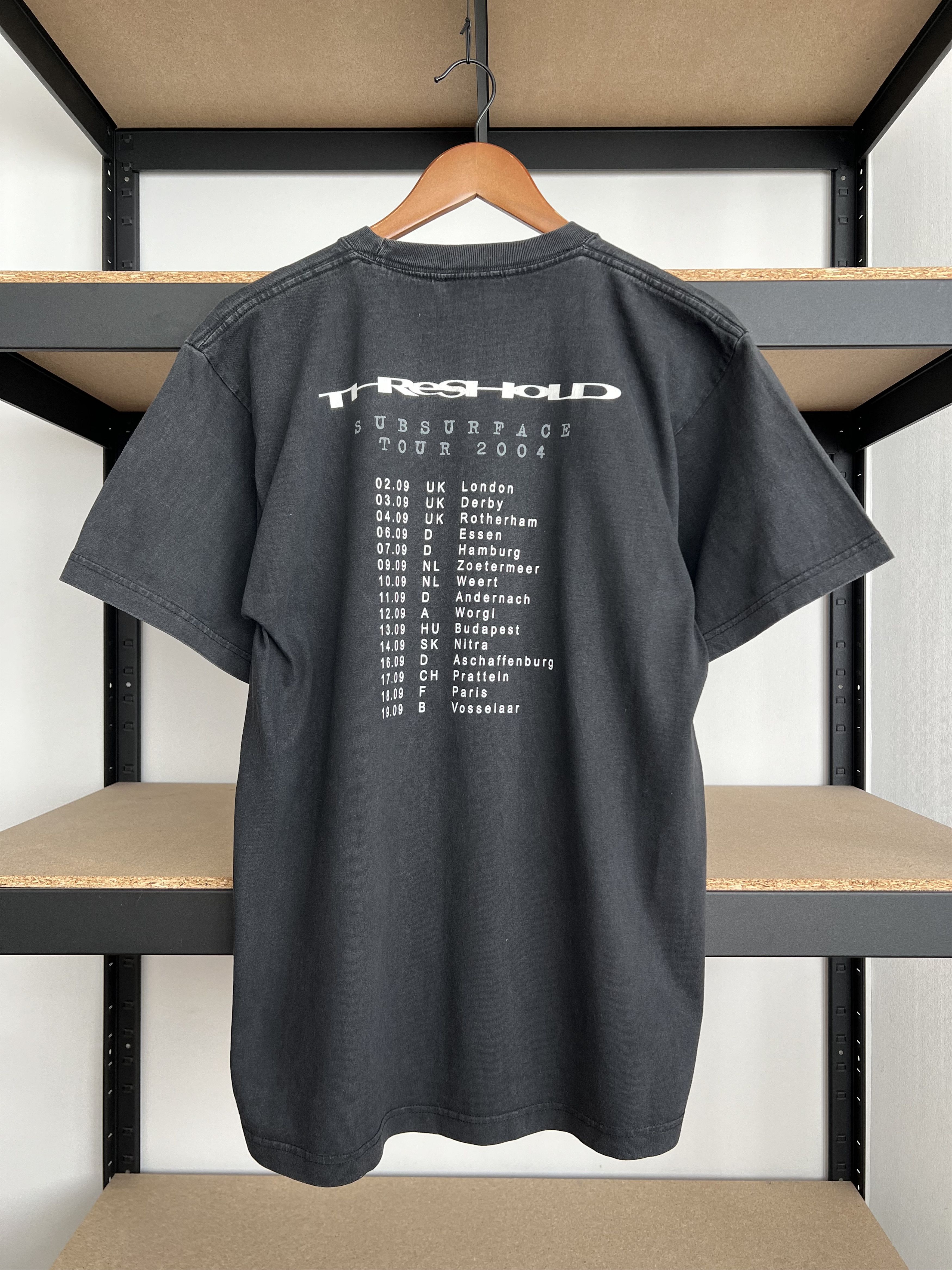 Band Tees Vintage 2004 Threshold Subsurface Metal Band Black T-shirt Size US L / EU 52-54 / 3 - 2 Thumbnail