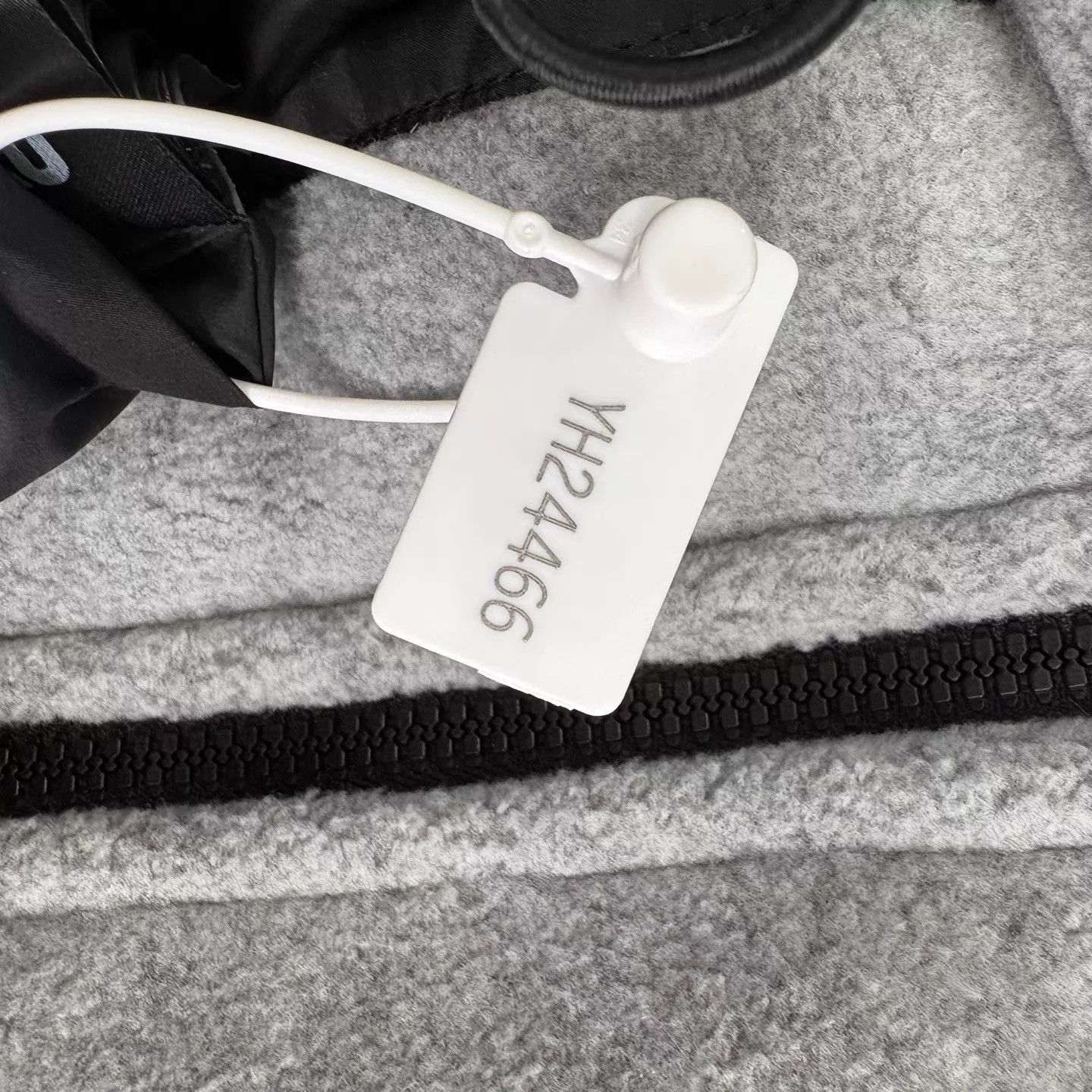 Miu Miu MIU MIU Gray Embroidered Logo Fur Collar Zip Fleece Jacket Size XS / US 0-2 / IT 36-38 - 9 Thumbnail