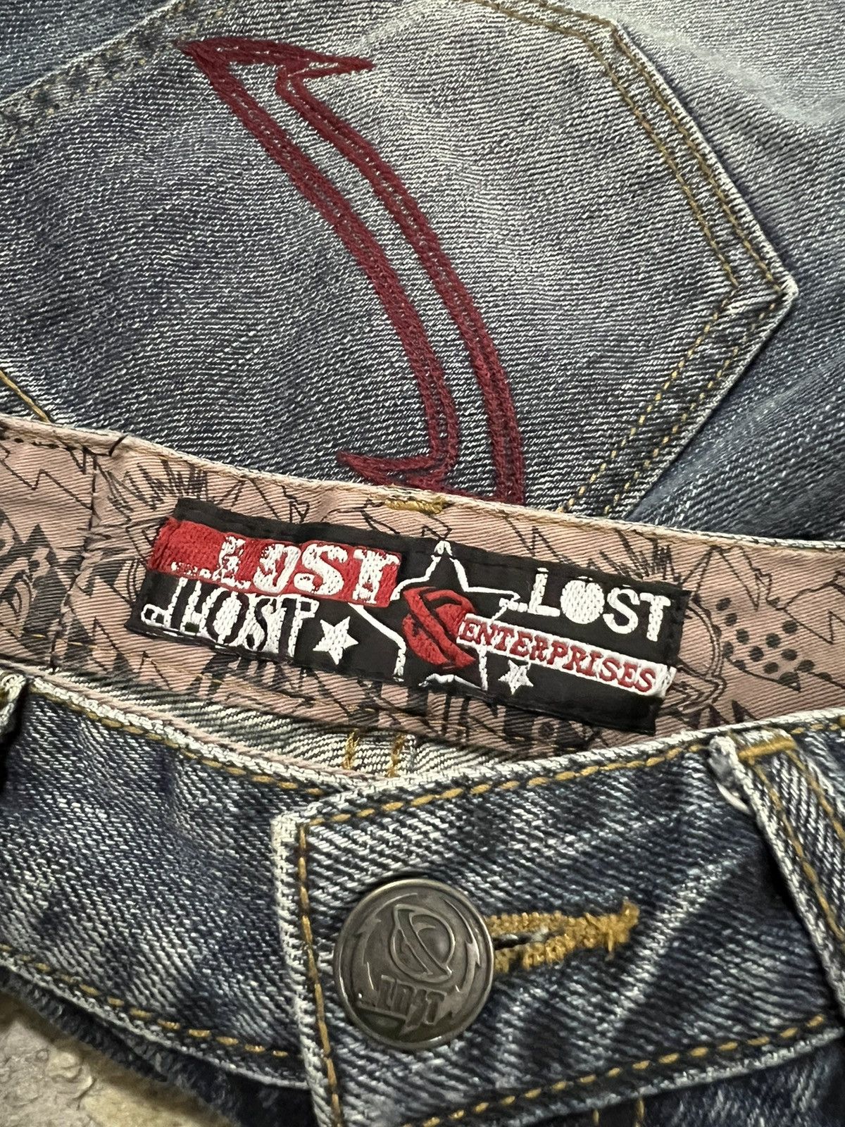 Hook-Ups × Lost Enterprises × Powell Peralta Y2K Lost Skateboard Pockets Logo Baggy Skater Jeans Denim Size US 29 - 11 Thumbnail