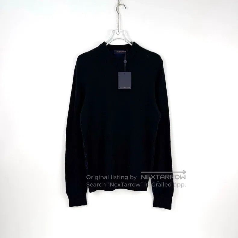 Louis Vuitton Louis Vuitton size 4l Dark Blue Back Full Logo Cashmere Swe Size US M / EU 48-50 / 2 - 3 Thumbnail