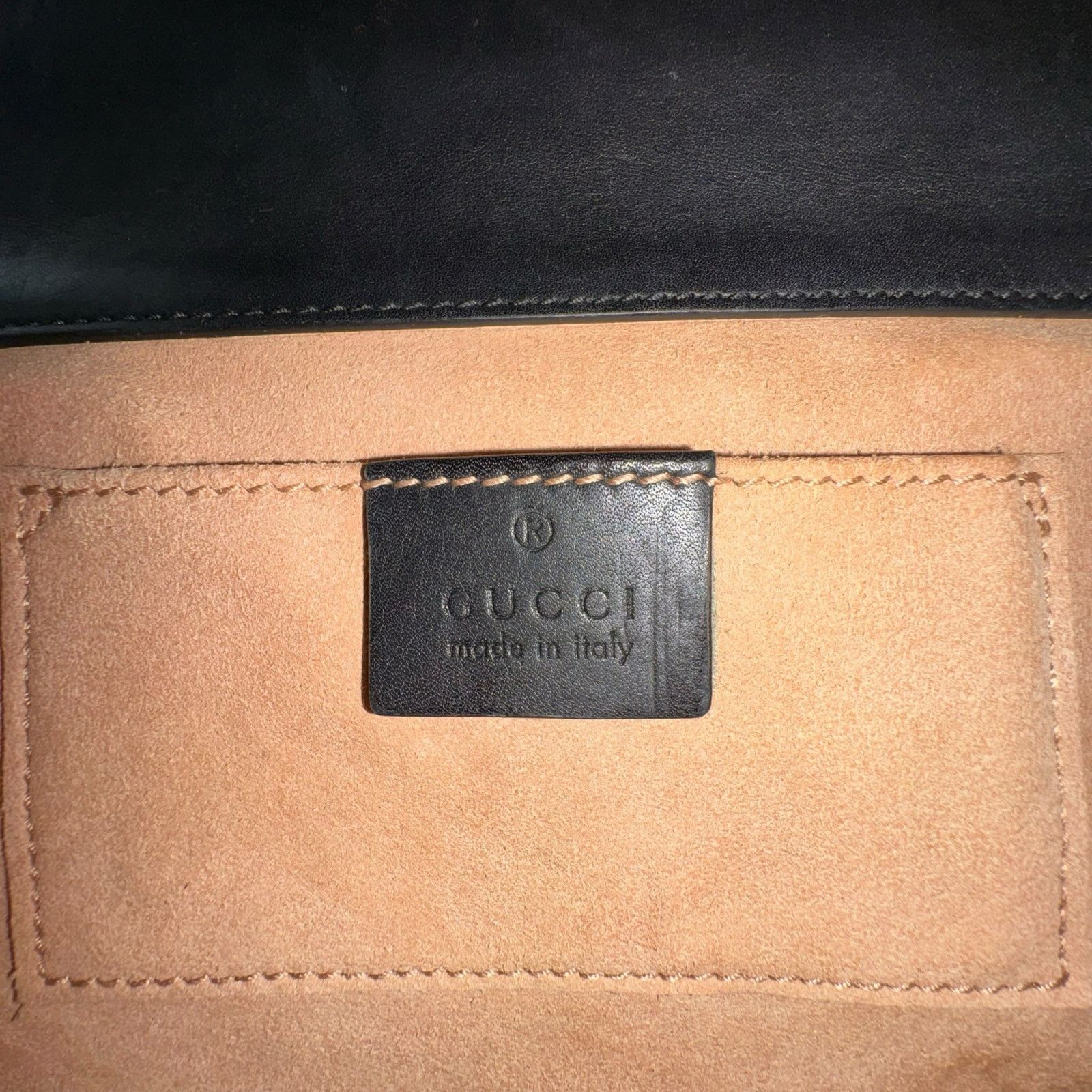 Gucci Gucci Monogram Bee Chain Shoulder Bag Size ONE SIZE - 8 Thumbnail