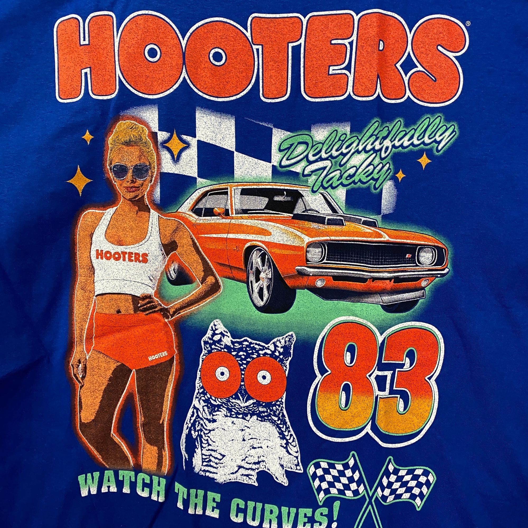Other Hooters Delightfully Tacky Racing 83 Watch The Curves T-shir Size US L / EU 52-54 / 3 - 2 Thumbnail