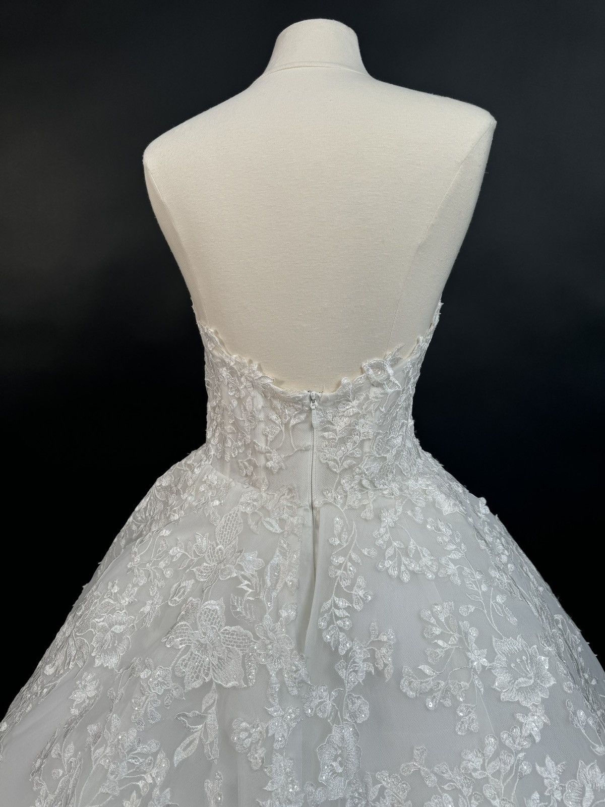 Other US 14-16 Embroidery appliqués Lace Anna Augusta Bridal Dress Size XXL / US 16-18 / IT 52-54 - 7 Thumbnail