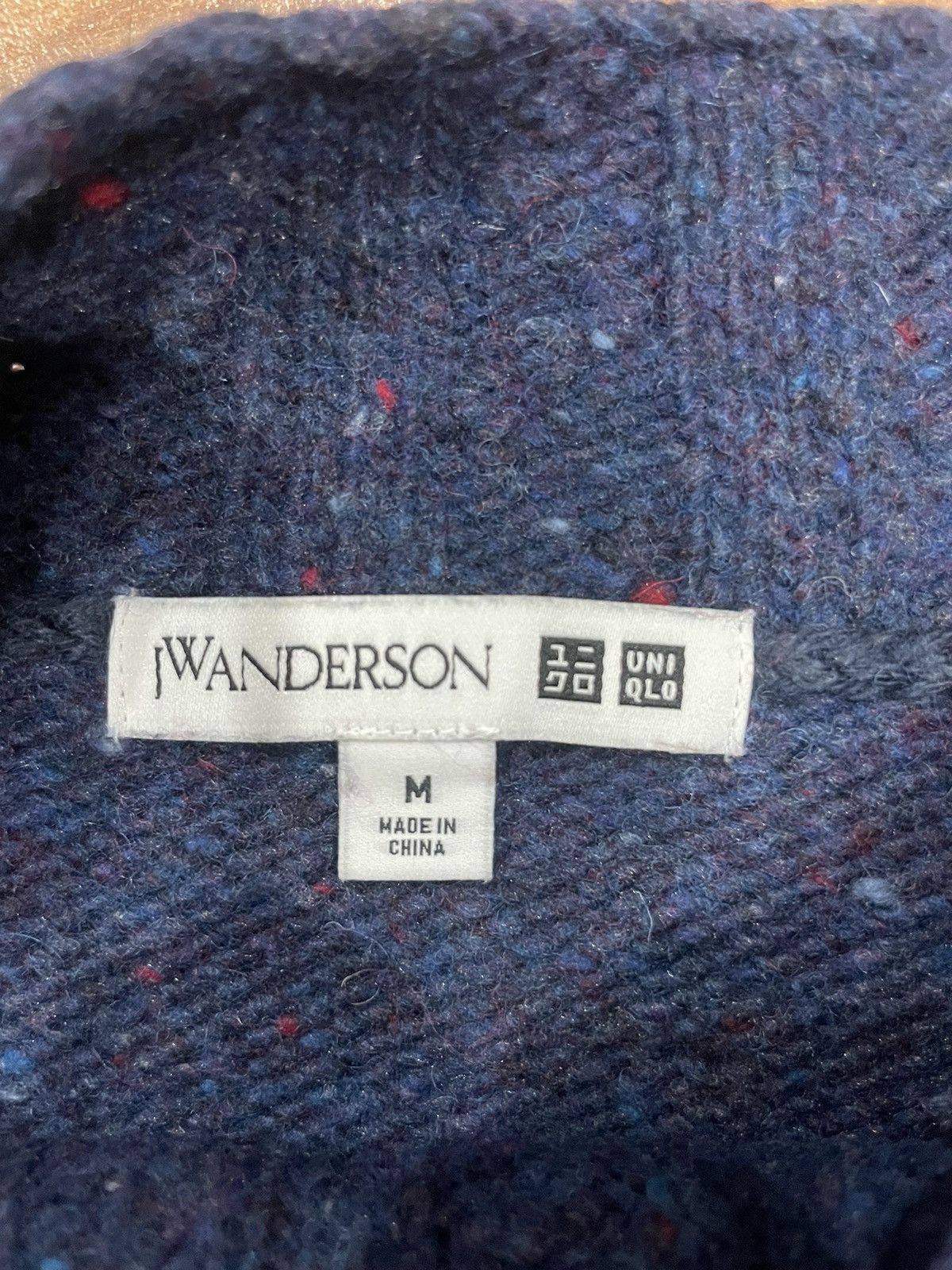 JW Anderson × Uniqlo J.W. Anderson X Uniqlo Sweatshirt Size M / US 6-8 / IT 42-44 - 3 Thumbnail