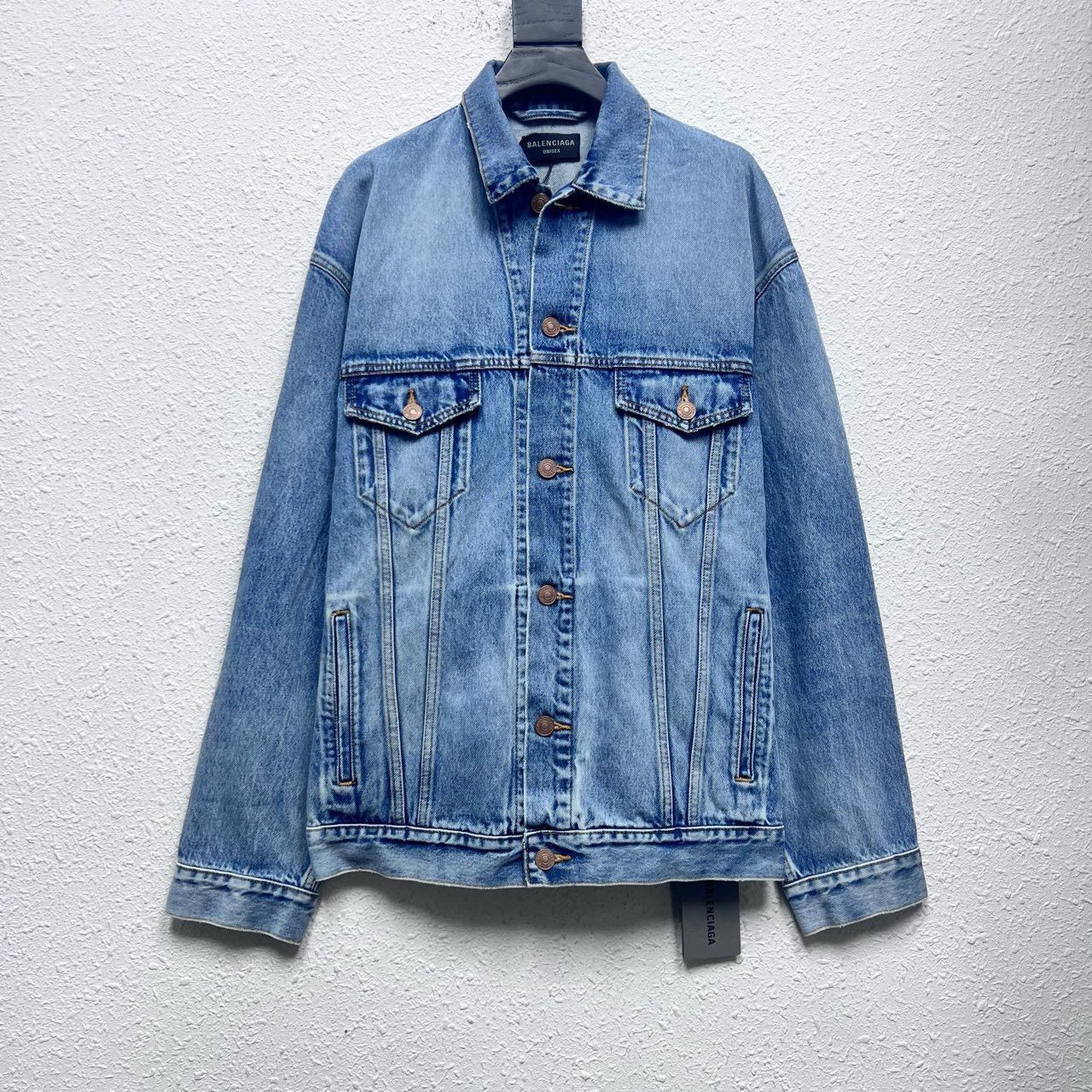 Balenciaga Balenciaga Double B Graffiti Denim Jacket 2501-Nextarrow Size US S / EU 44-46 / 1 - 1 Thumbnail