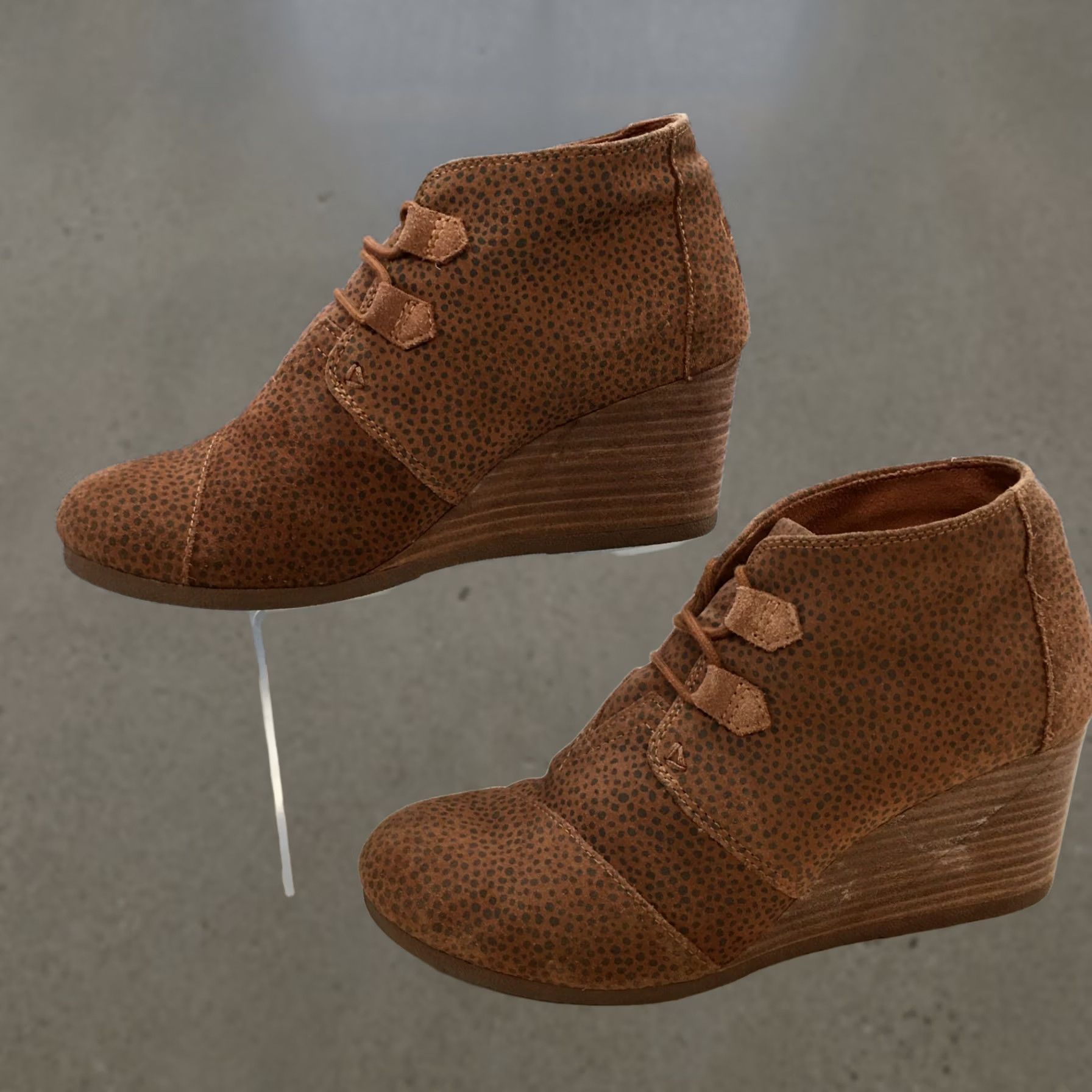 Toms TOMS Boots Womens 9 Kala Ankle Bootie Brown Lace Up Casual Wedge Heels Size US 9 / IT 39 - 1 Thumbnail