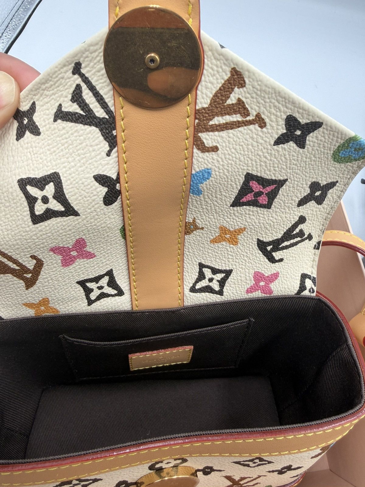 Louis Vuitton × Tyler The Creator Louis Vuitton Tyler The Creator Craggy Wearable Wallet Size ONE SIZE - 8 Thumbnail