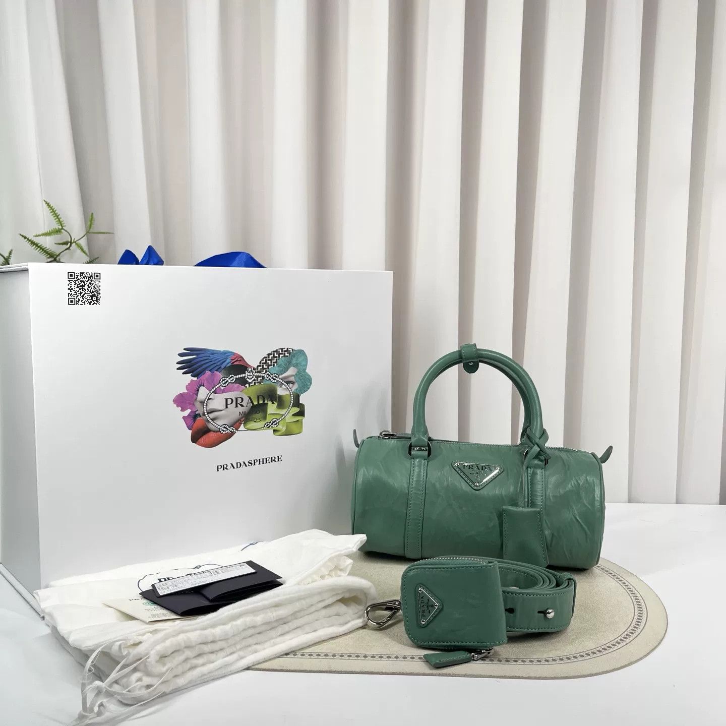 Prada Pre-loved Bag Very good condition Size ONE SIZE - 1 Thumbnail