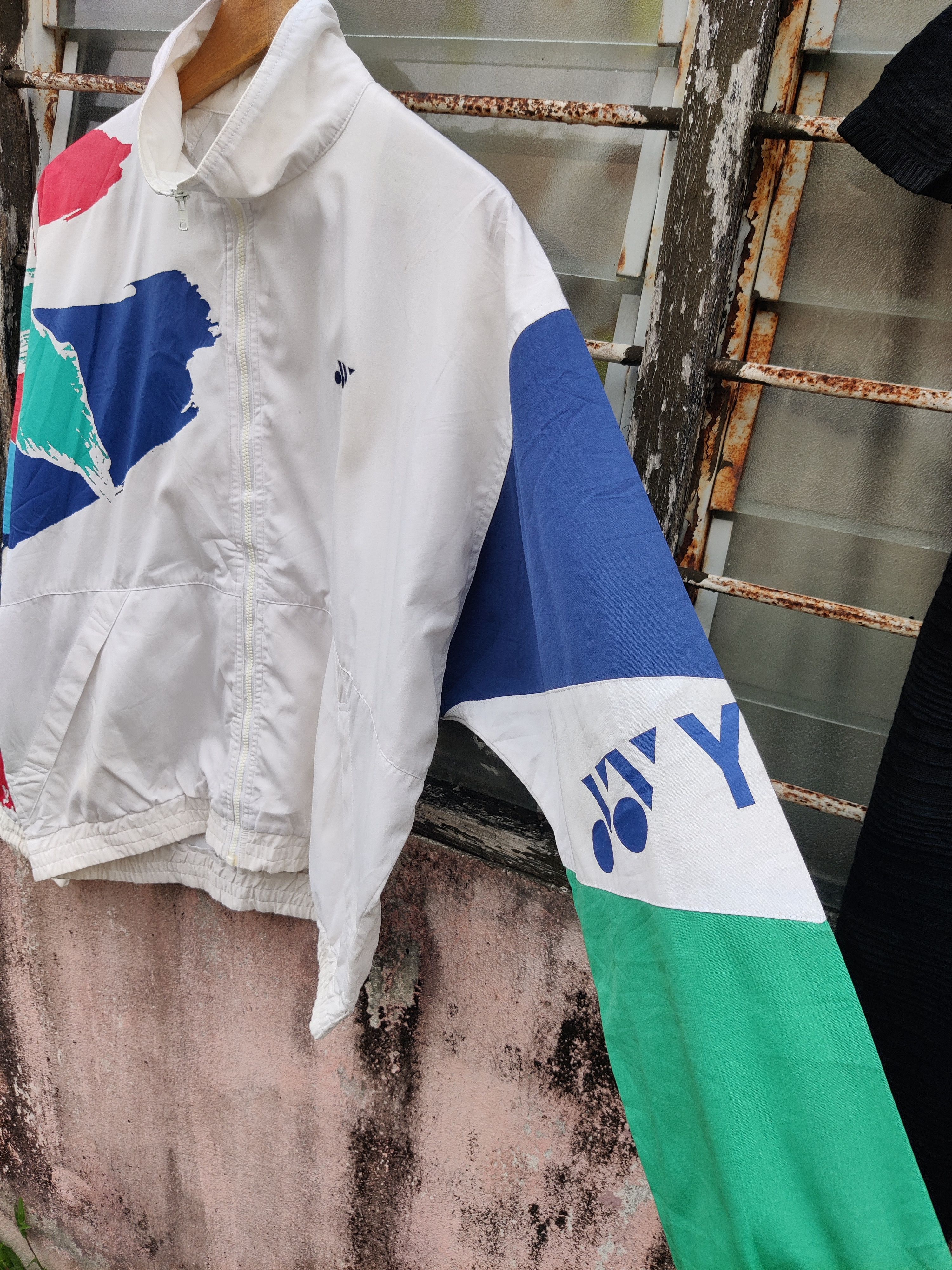 Japanese Brand Vintage Yonex Multi Colour Spell out Japan Made Jacket Size US L / EU 52-54 / 3 - 8 Thumbnail
