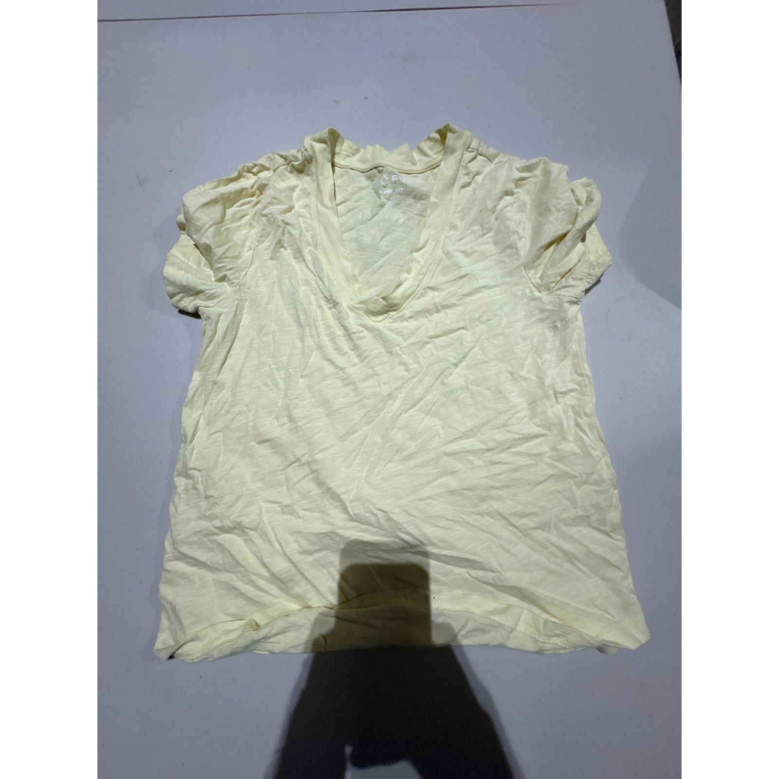 Loft LOFT Vintage Soft Yellow T-Shirt Women’s Small Short Sleeve Size S / US 4 / IT 40 - 2 Thumbnail