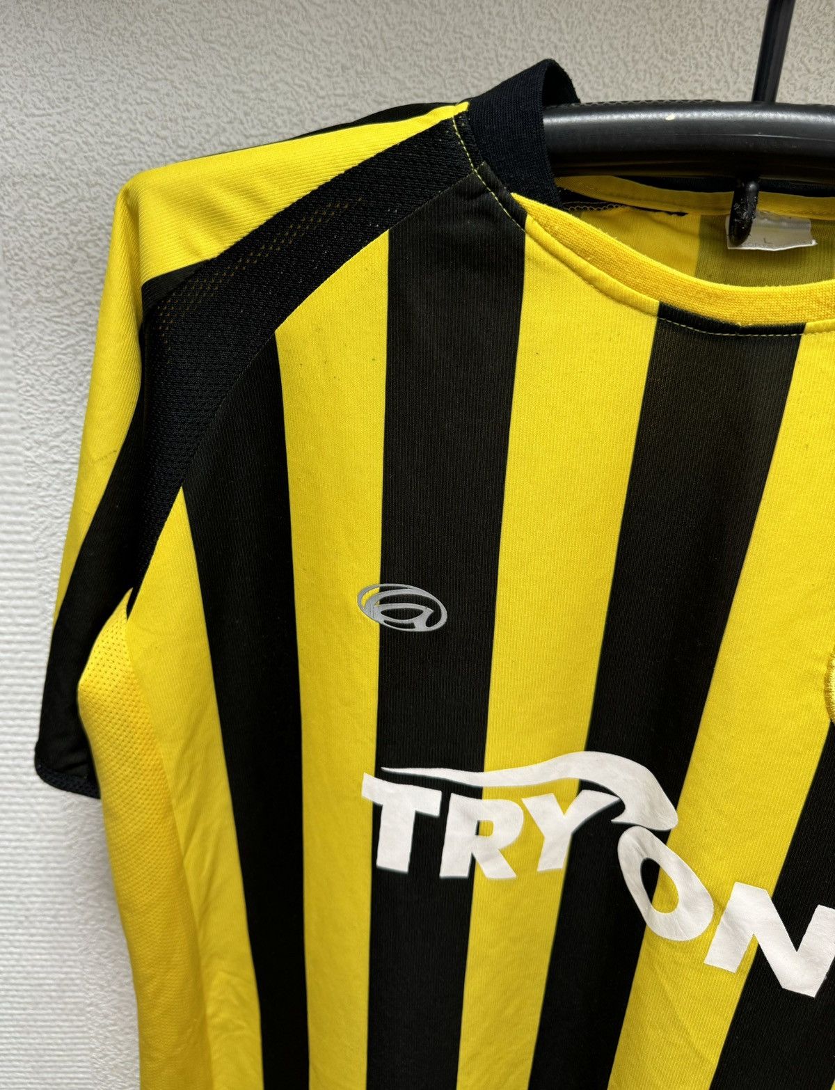 Vintage Atletico paranaense tryon soccer jersey L sz Size US L / EU 52-54 / 3 - 4 Thumbnail