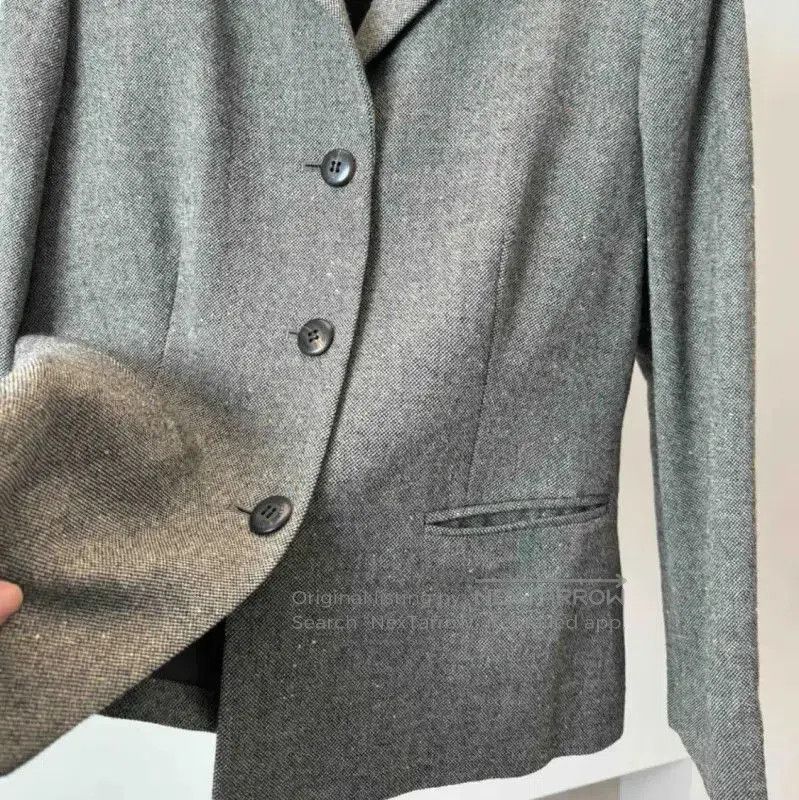 Burberry Burberry Gray Wool Women's Jacket. Size XXS / US 00 / IT 34 - 4 Thumbnail
