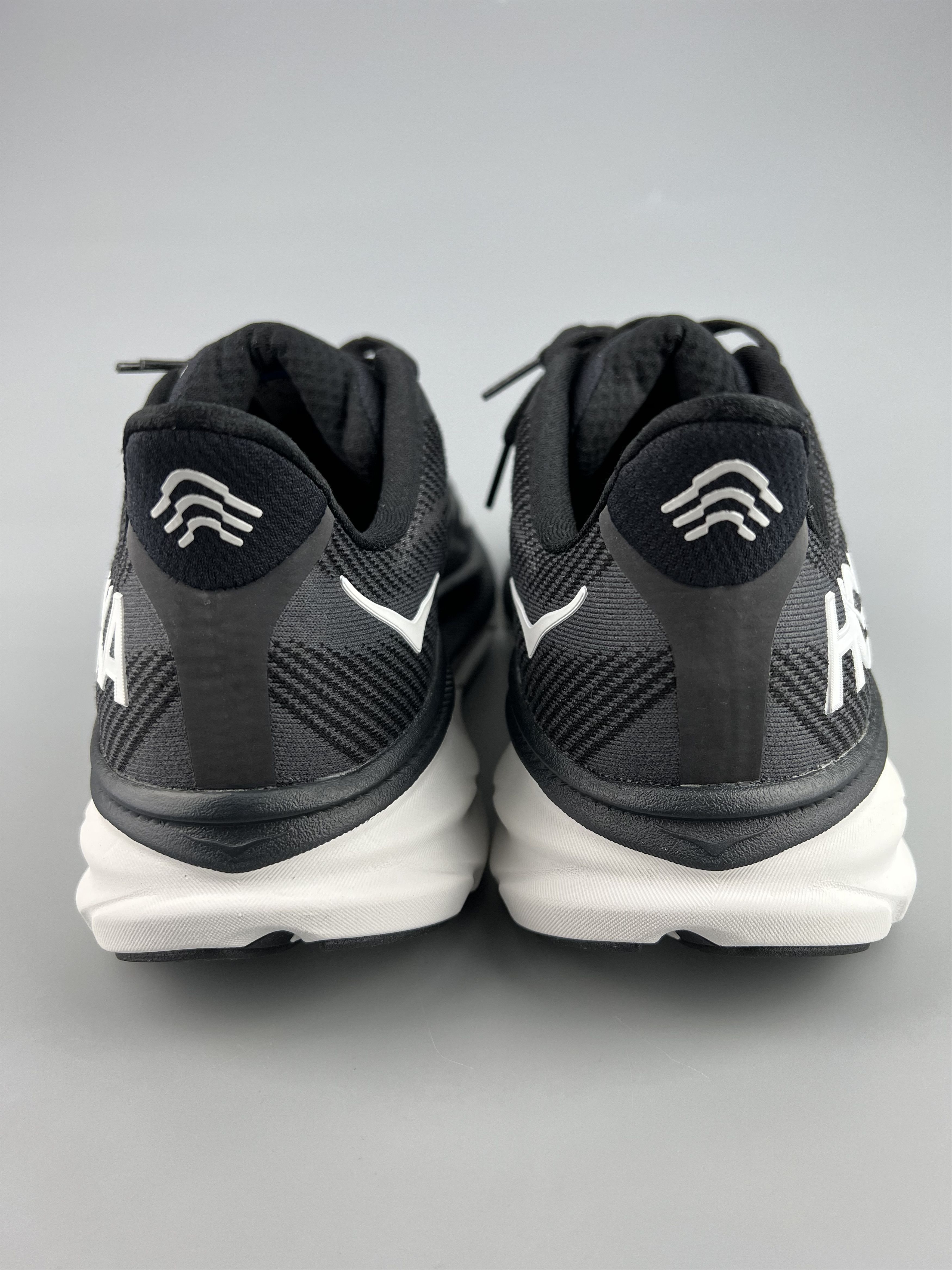 Hoka 10D Hoka One One Clifton 9 Running Shoes Walking Gym Size US 10 / EU 43 - 3 Thumbnail