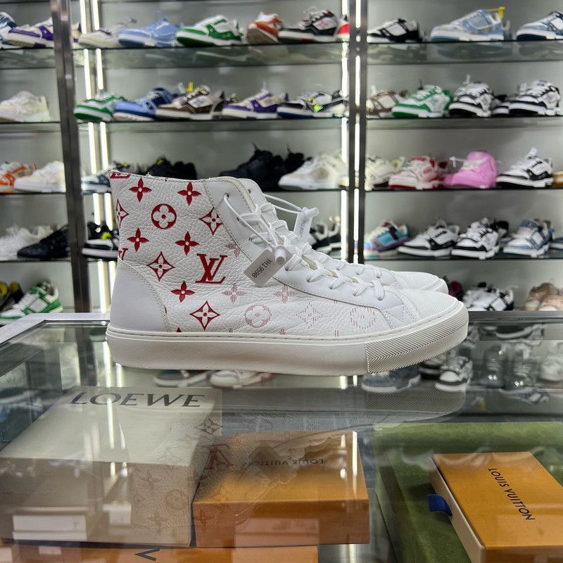 Louis Vuitton Louis Vuitton Tattoo Monogram High-Top Sneakers - Size US 8.5 / EU 41-42 - 6 Thumbnail
