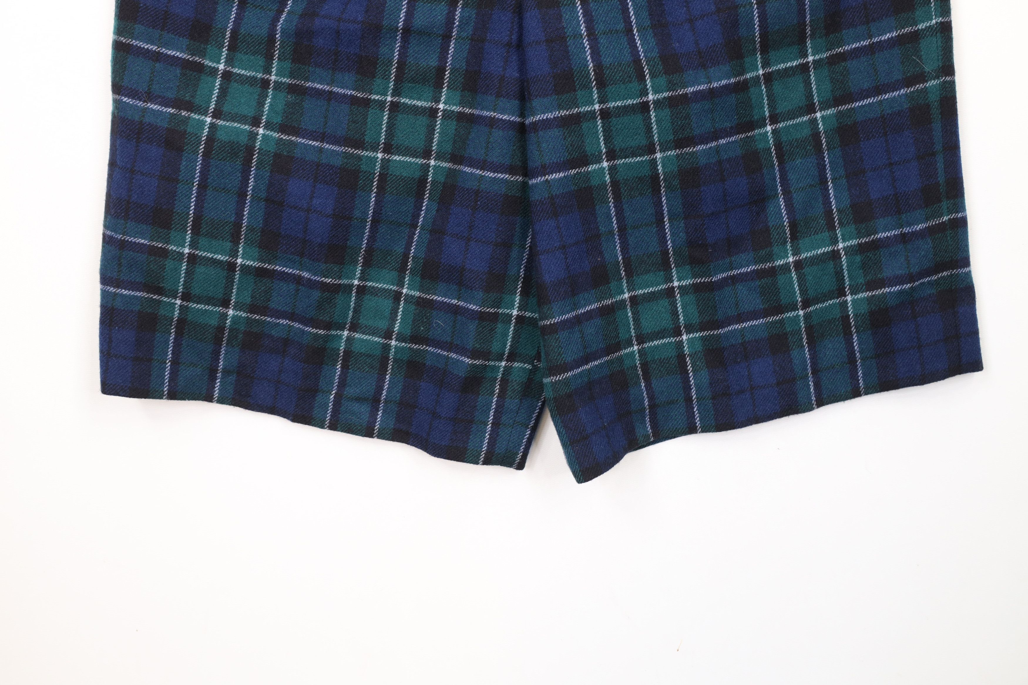 Pendleton × Vintage Vintage 70s Pendleton Wool Maccallum Tartan Plaid Shorts USA Size 32" / US 10 / IT 46 - 4 Thumbnail