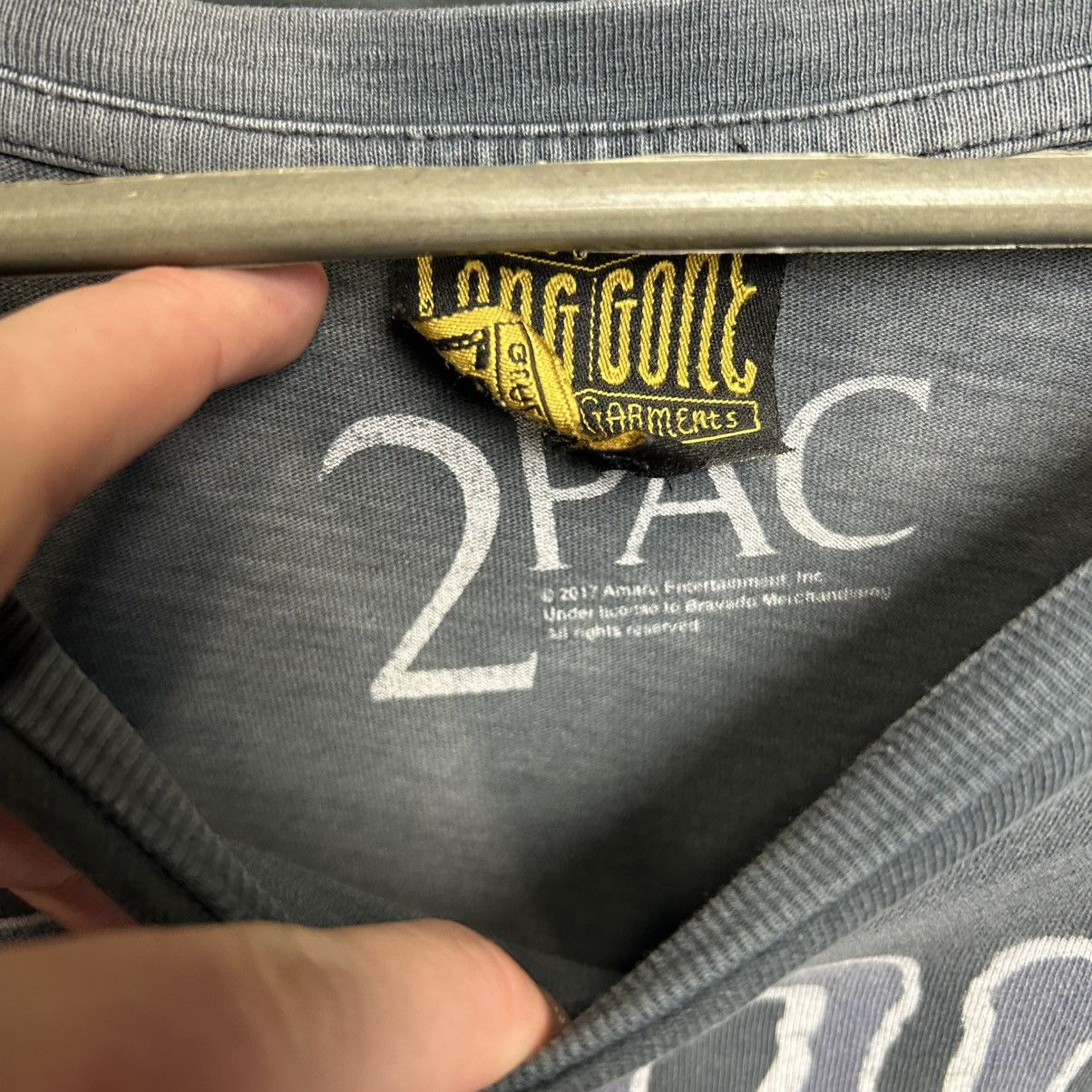 Rap Tees Vintage Tupac 2Pac Big Logo Rap streetwear 2000’s tee sizeXL Size US XL / EU 56 / 4 - 9 Thumbnail