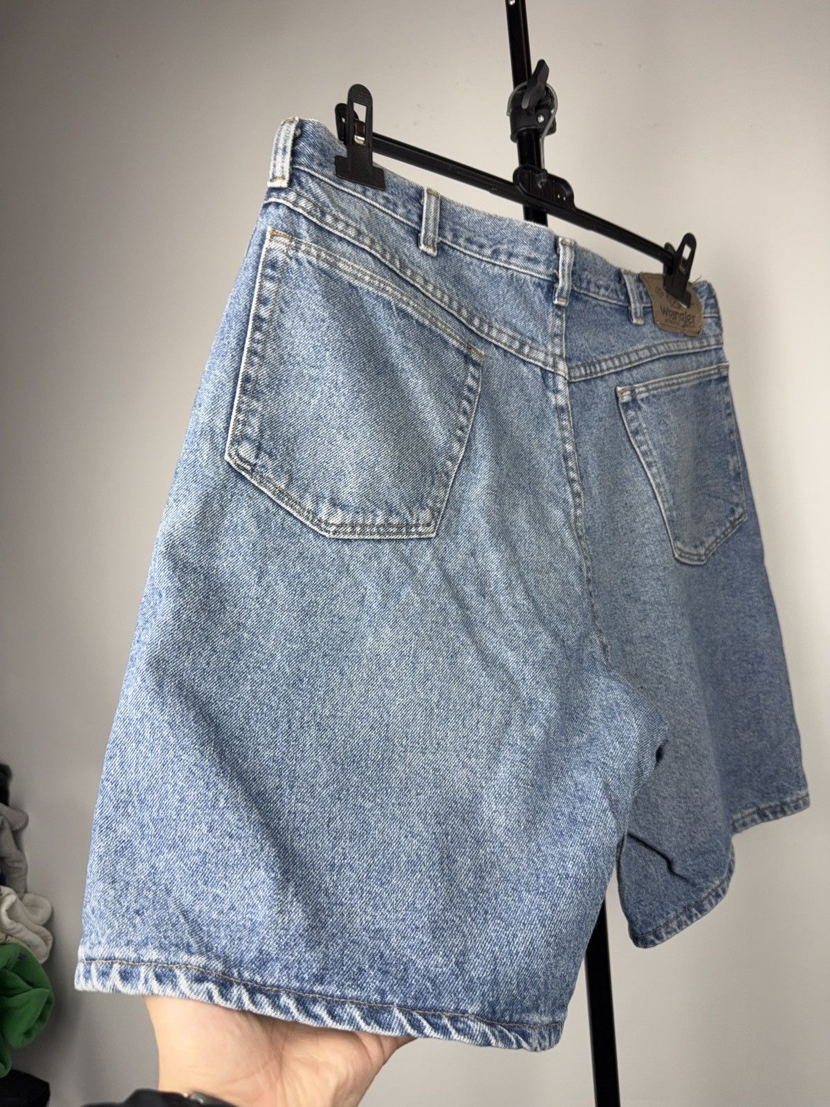 Wrangler ⚡️90s Vintage Wrangler Denim Shorts Light Wash Classic Fit Size US 34 / EU 50 - 9 Thumbnail