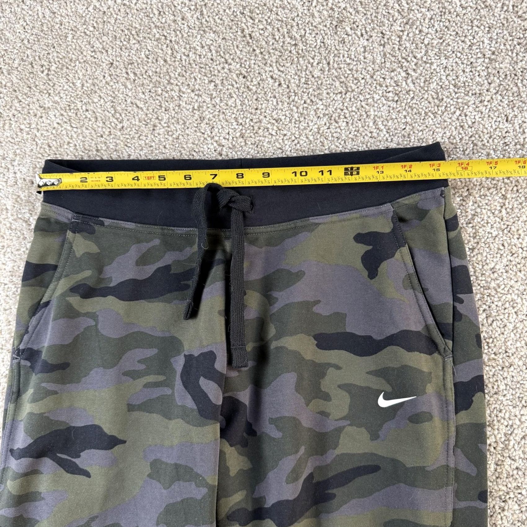 Nike Nike Dri-FIT Sweatpants Mens M Green Camo Joggers Elastic Waist Pockets Slim Fit Size US 31 - 7 Thumbnail